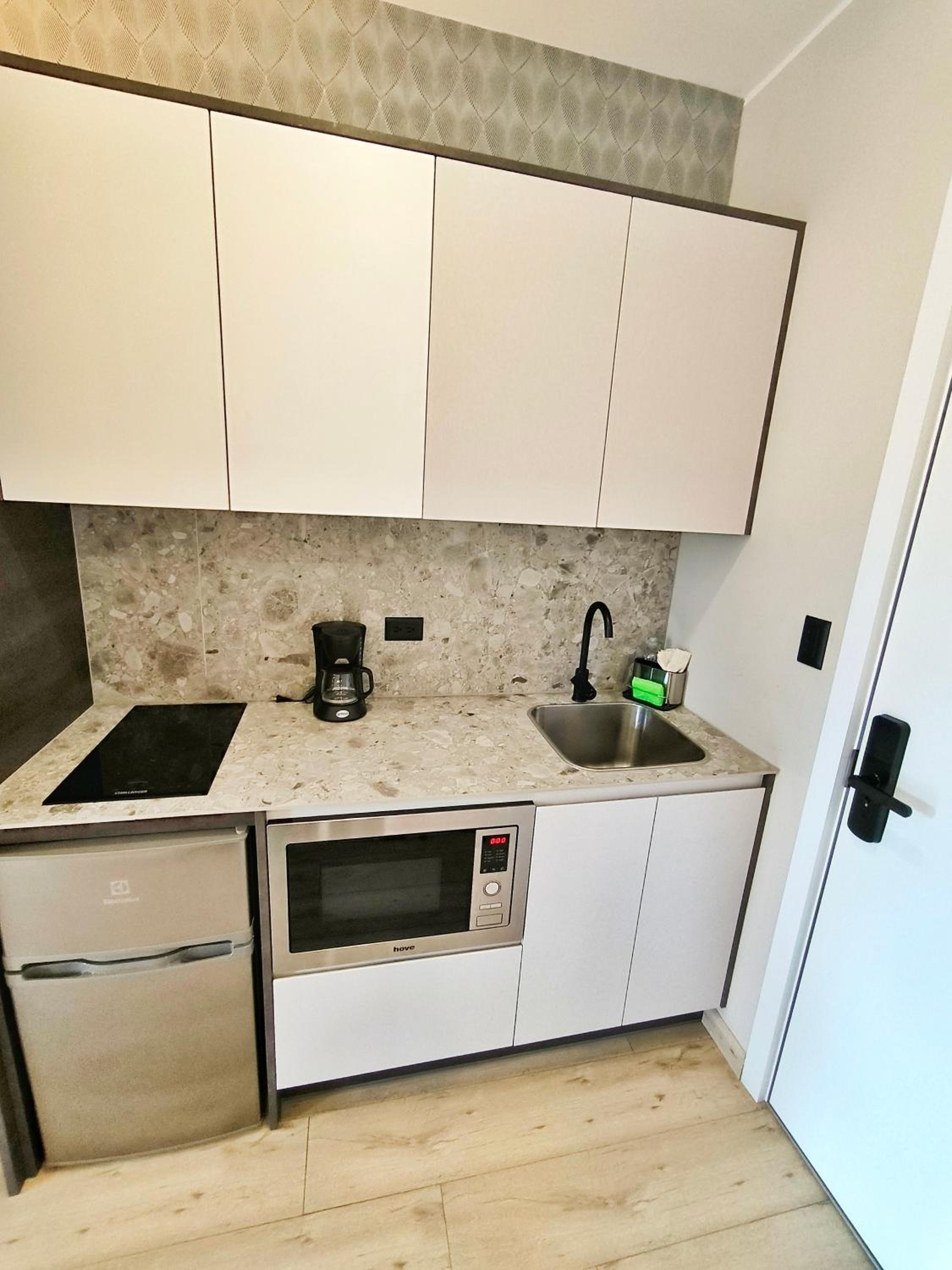Republica del Salvador Coliving Ecuador XOE
