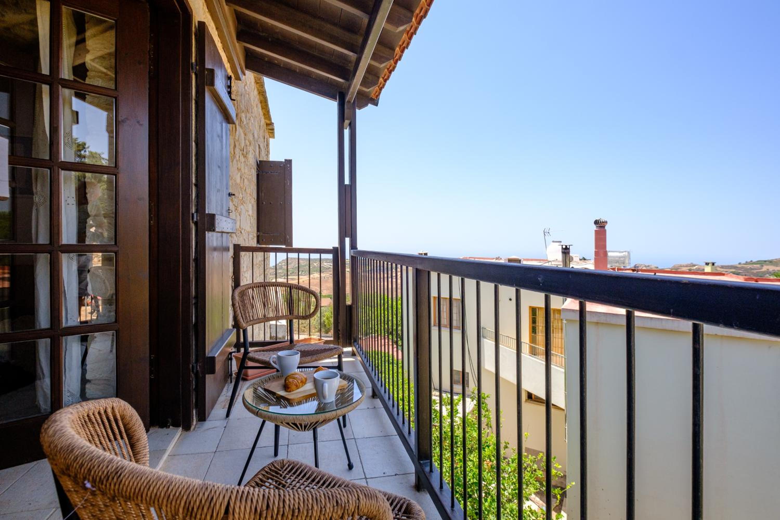 Inia Lara Suites by Nomads