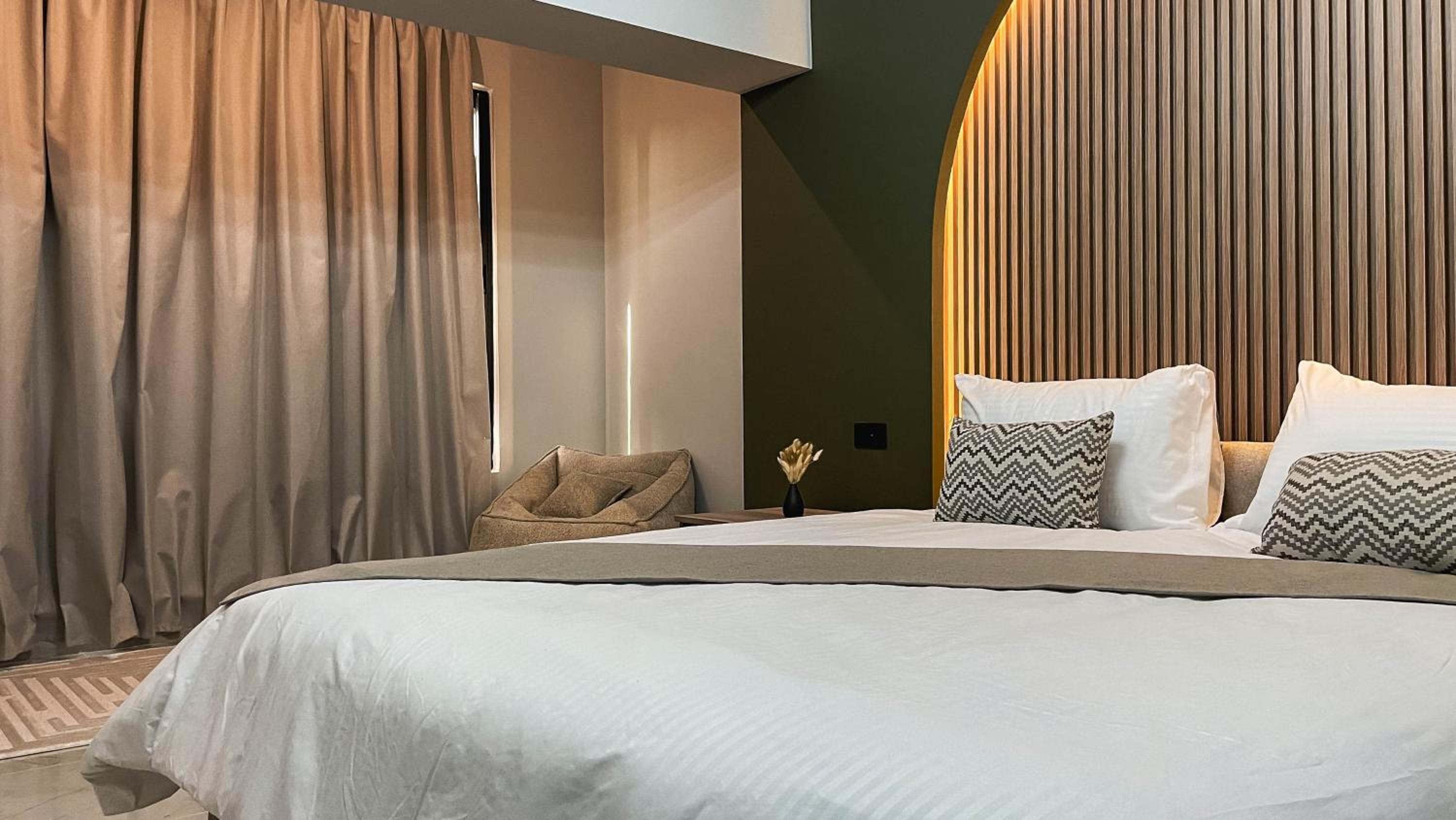 Nozoll Boutique Residences