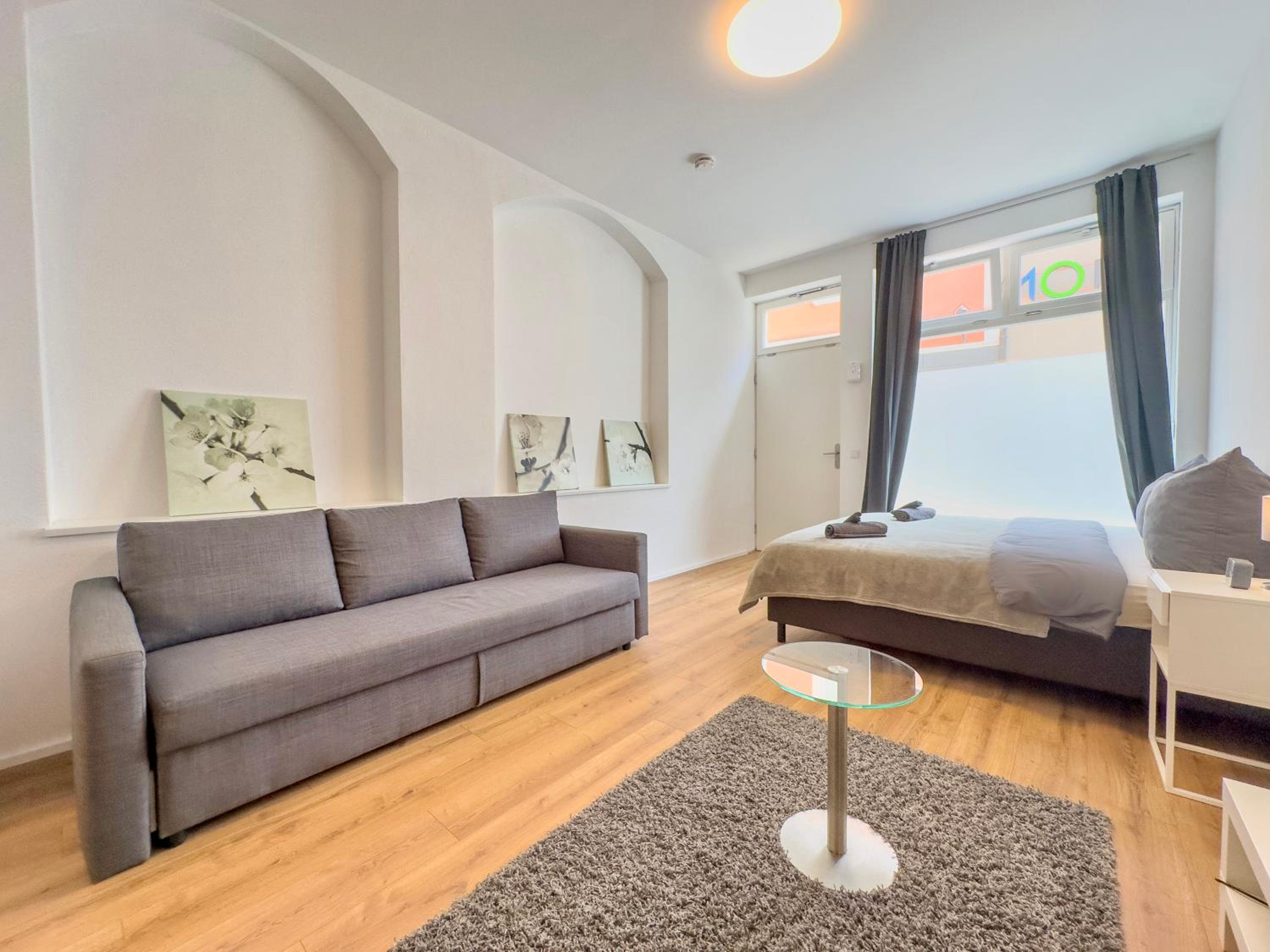 Moderne Wohnung im Zentrum der Altstadt - Altbau Flair, WLAN