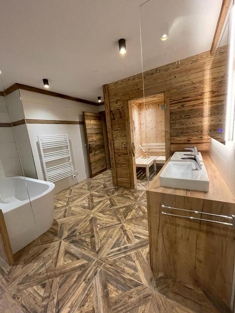 Appartements Mösern Steinplatte