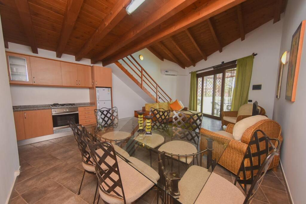 Sea View Apartment in the Center