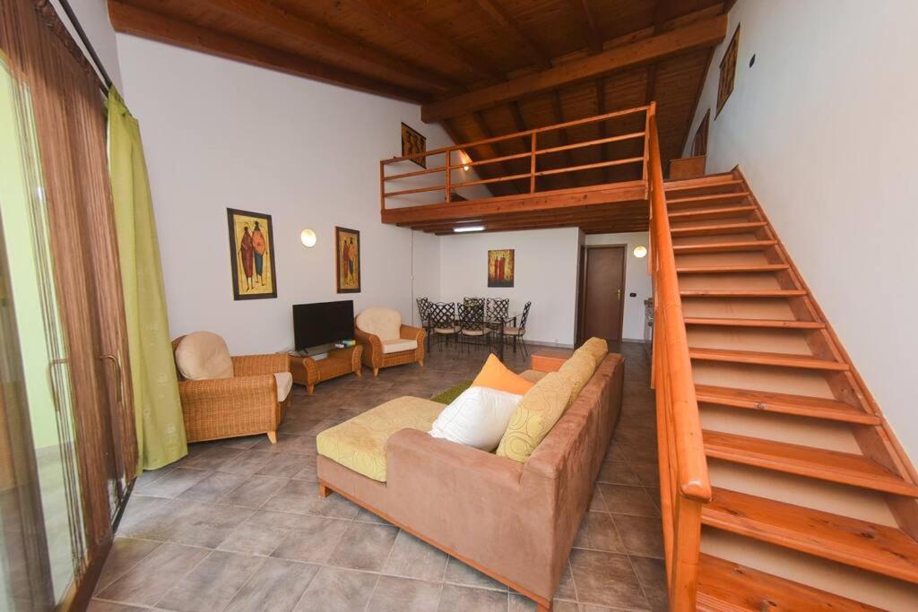 Sea View Apartment in the Center