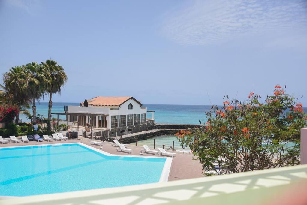 Sea View Apartment in the Center