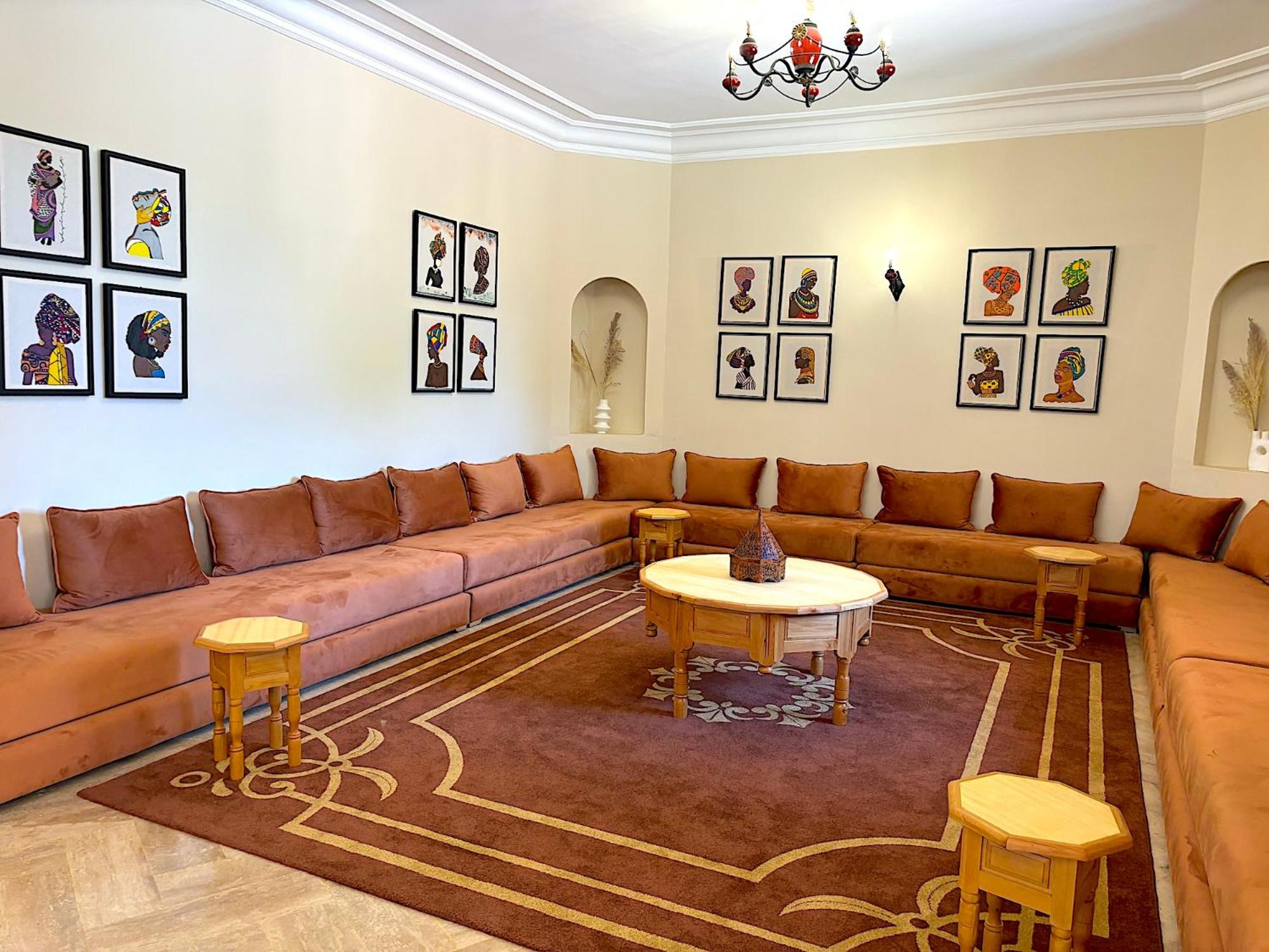 lounge