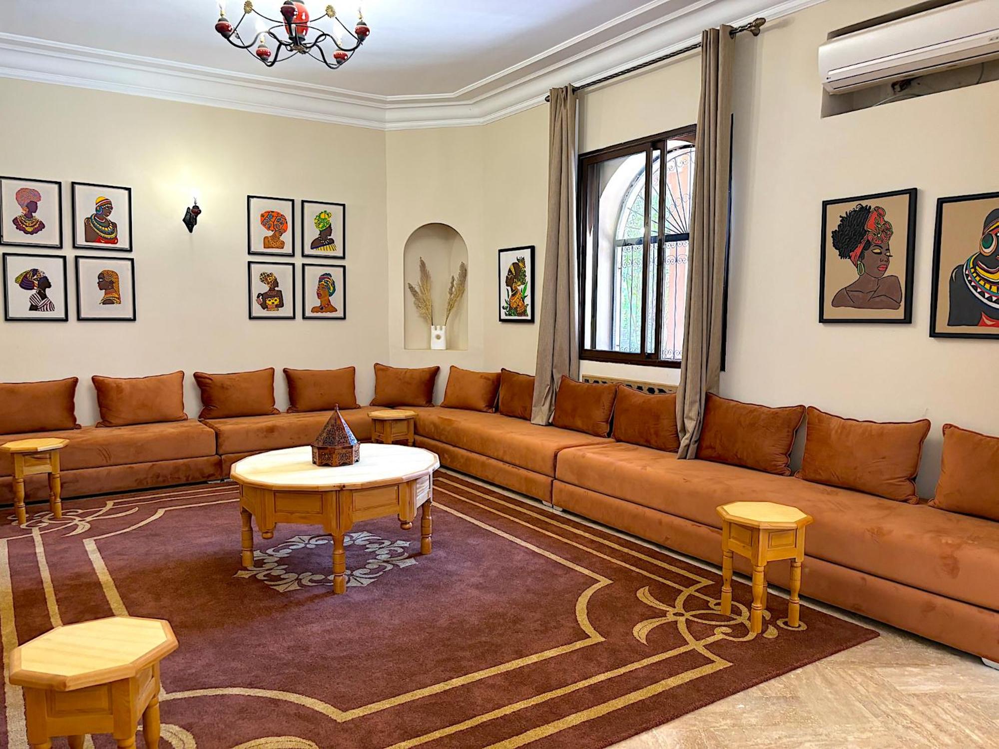 lounge