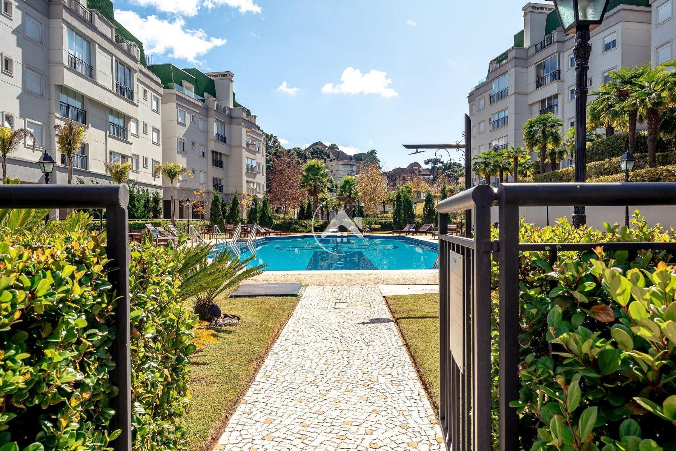 Moderna cobertura duplex com 4 suítes em condomínio com lazer completo - Campos do Jordão