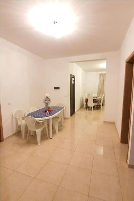1 chambre proche aeroporto cabo verde