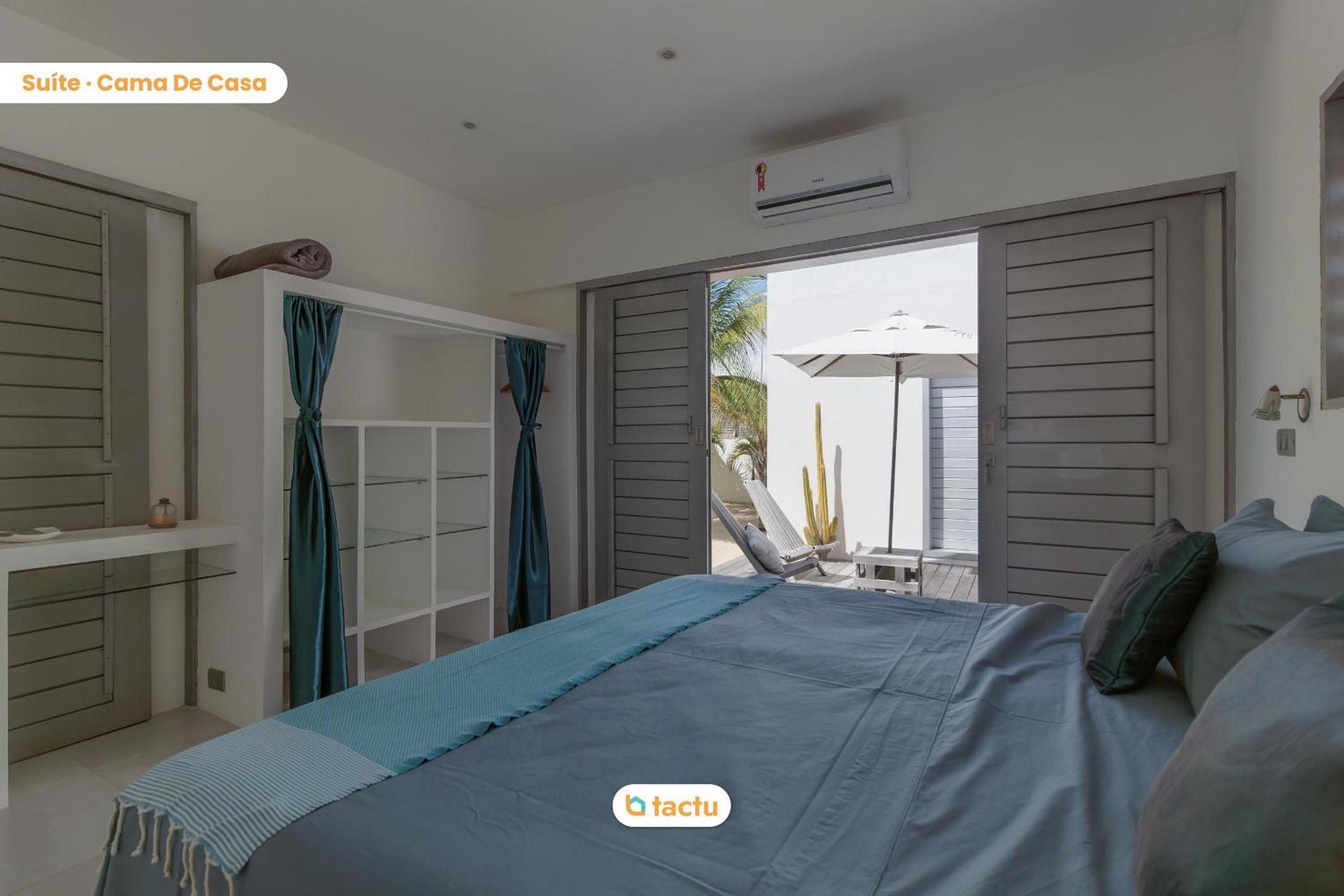 Vila Constantine em Fortim com piscina