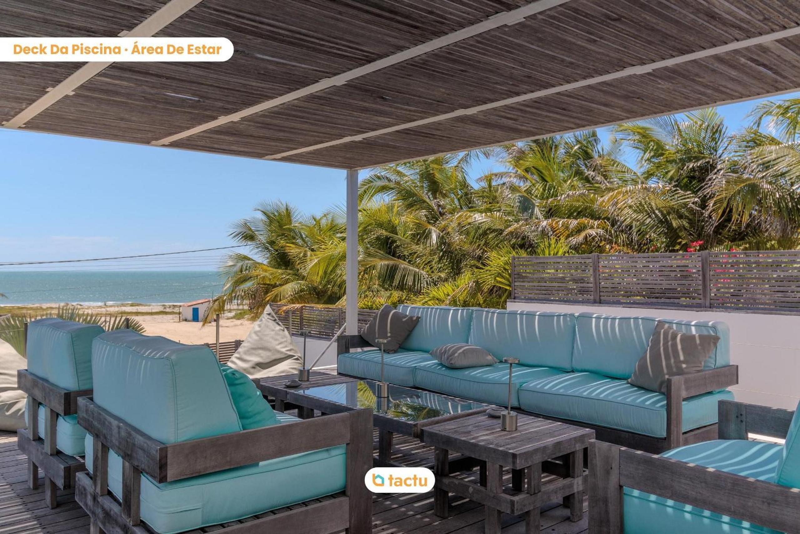 Vila Constantine em Fortim com piscina