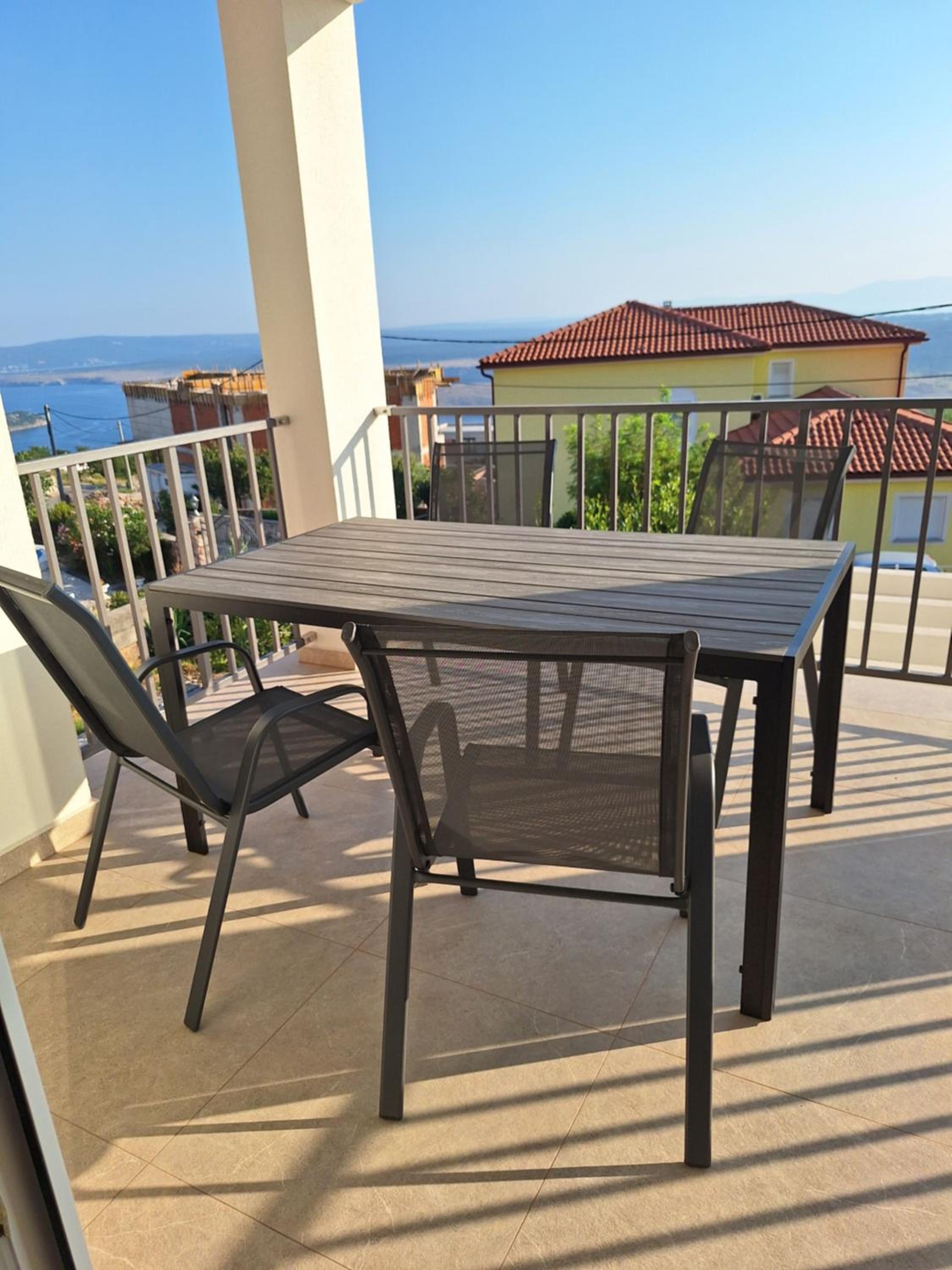 Family and pet friendly apartment Zrinski Croatia view 5