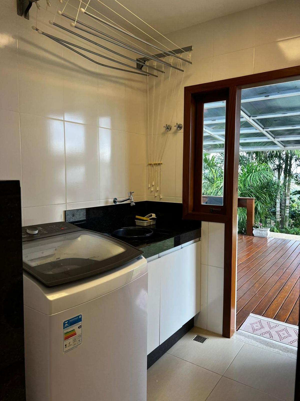 Mansão em Pedra Azul! Exclusividade na região
