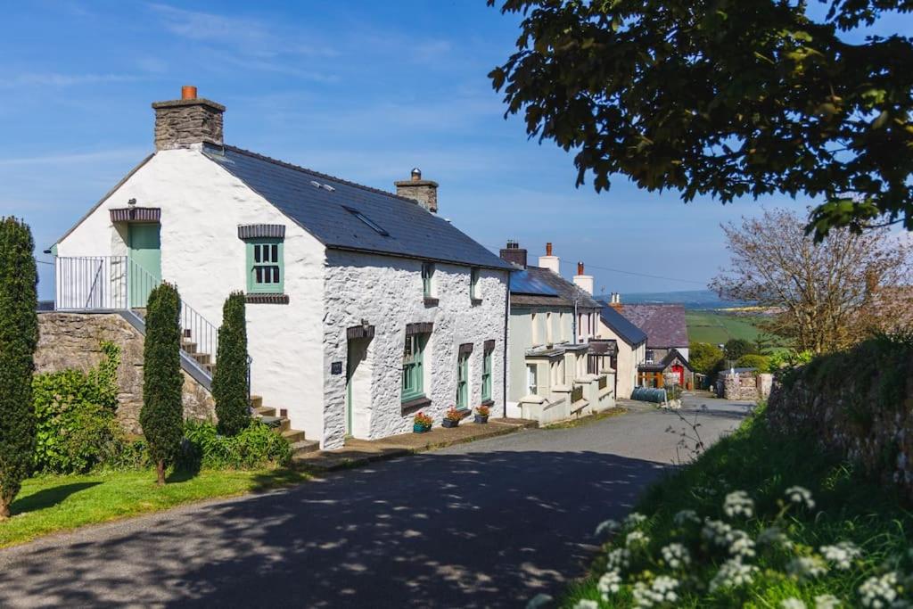 Converted Buttery Cottage in Pembrokeshire