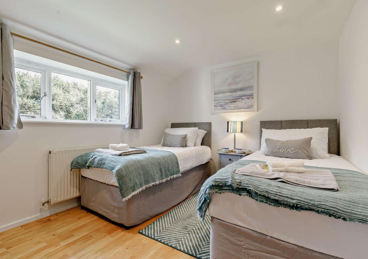 5 Bed in St. Merryn oc-t27899