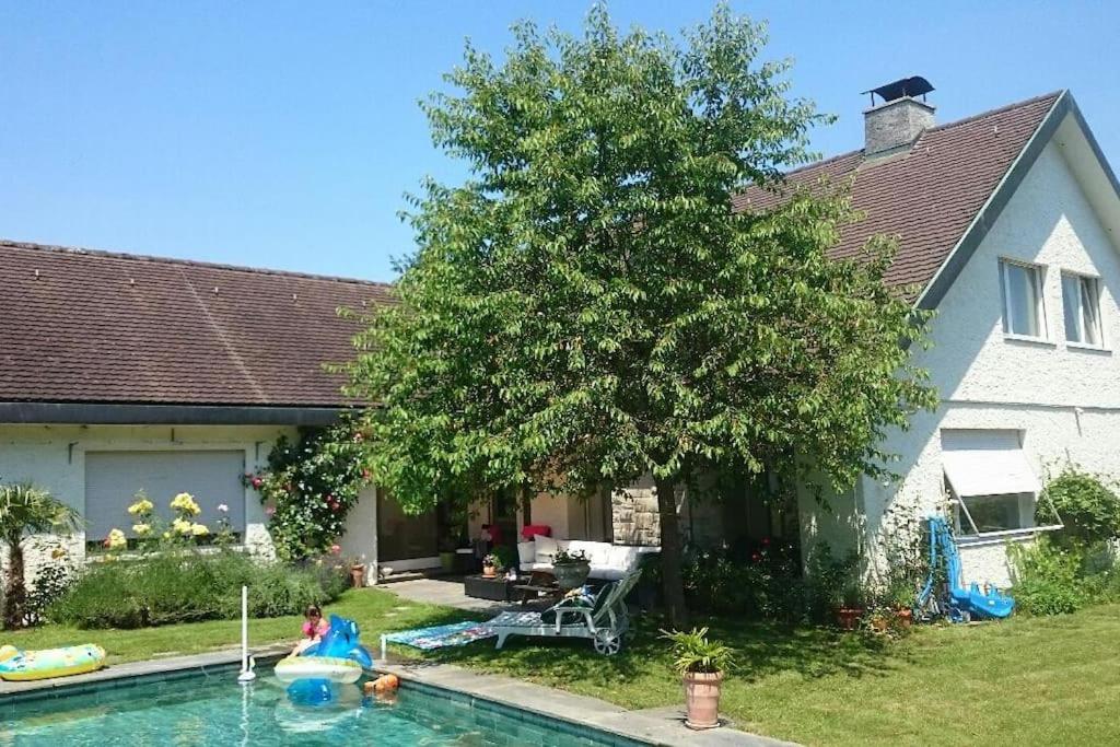 Lovely 60ies Villa on the lake, pool and Sauna