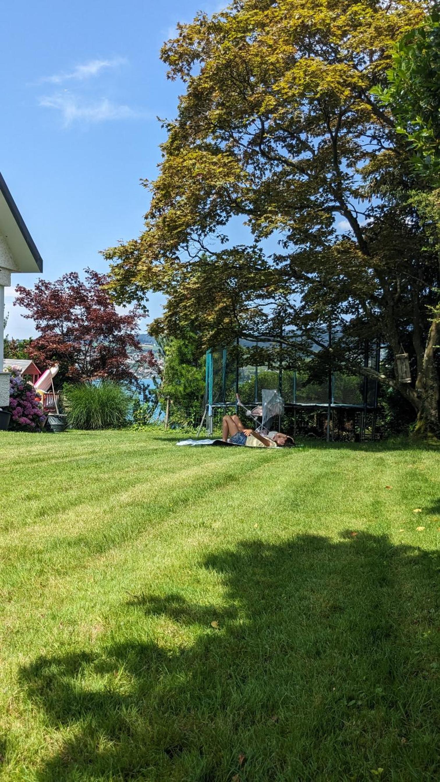 Lovely 60ies Villa on the lake, pool and Sauna