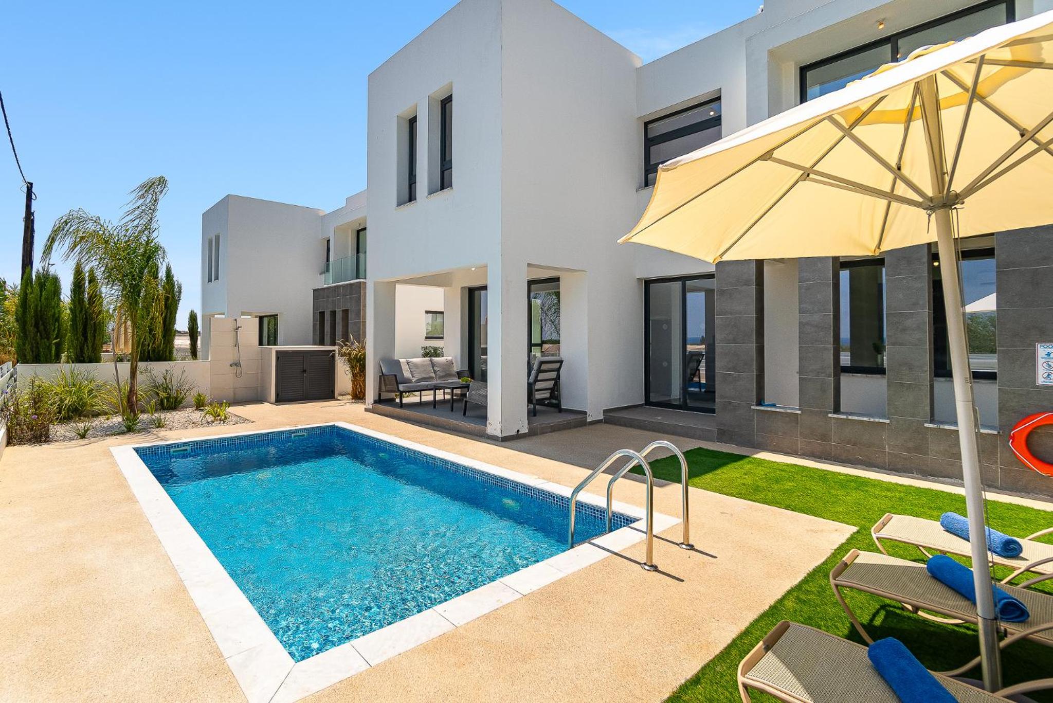 Villa Alassia 19 by Ezoria Villas