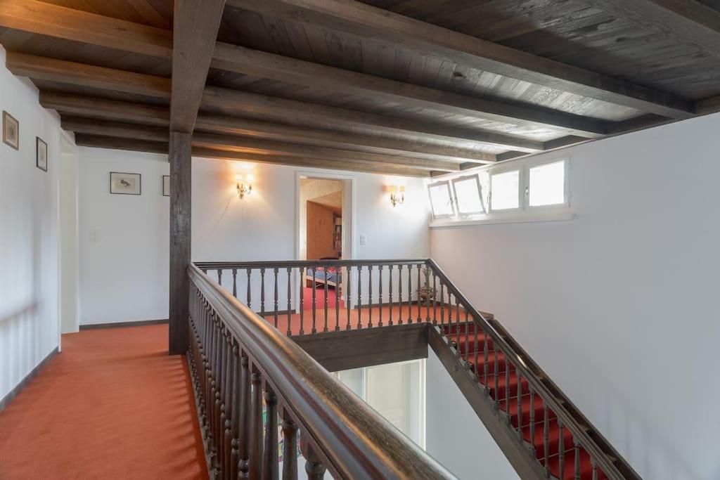Lovely 60ies Villa on the lake, pool and Sauna