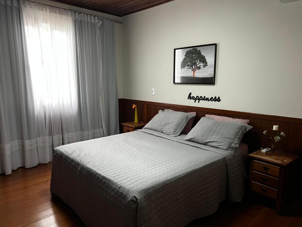 Mansão em Pedra Azul! Exclusividade na região