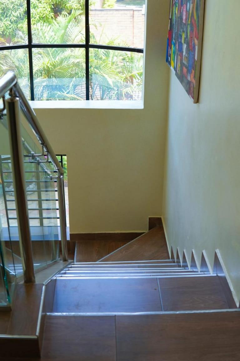 Kigali Shinning Hotel