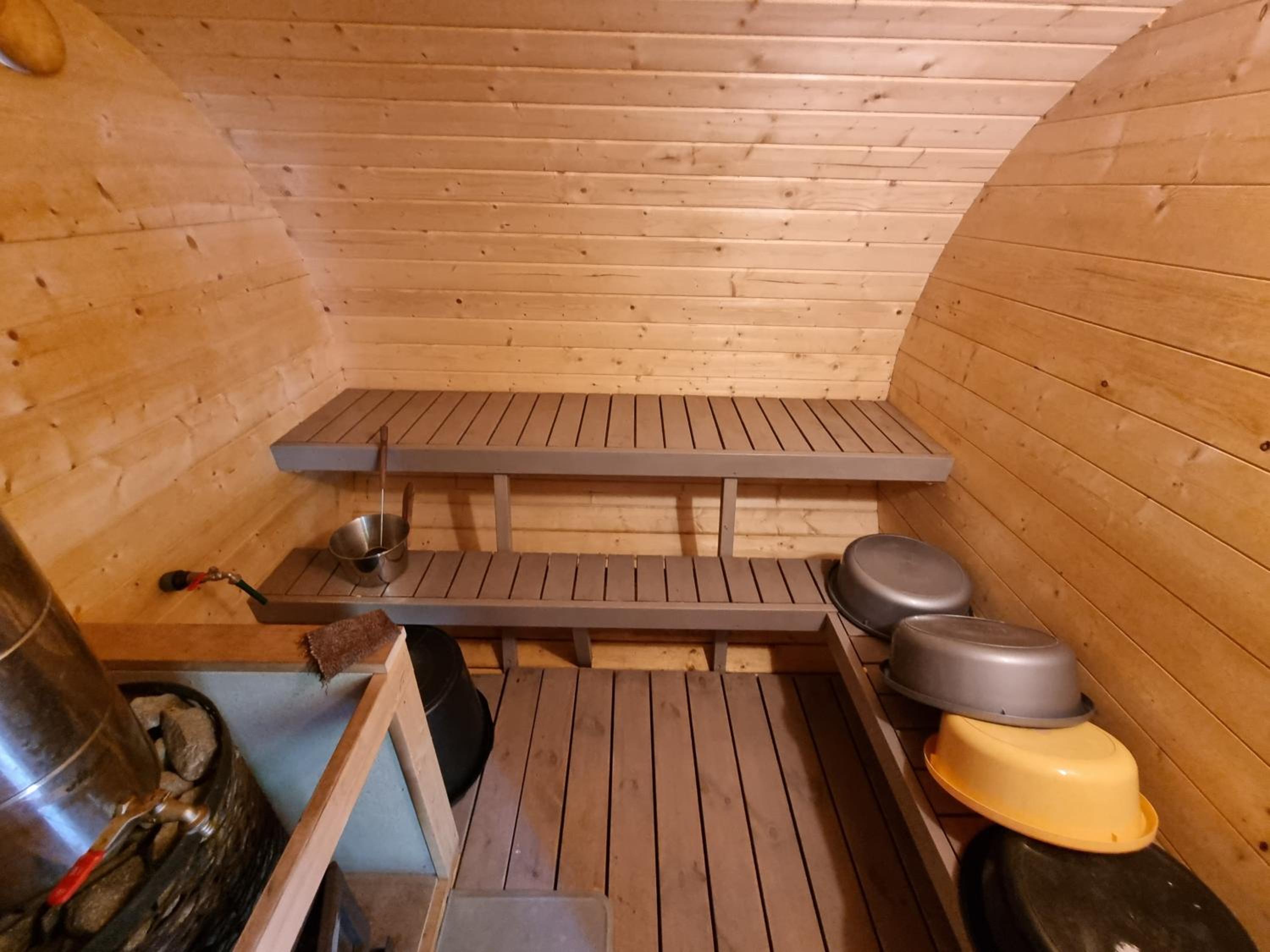 Privaatne puhkemajake koos saunamajaga