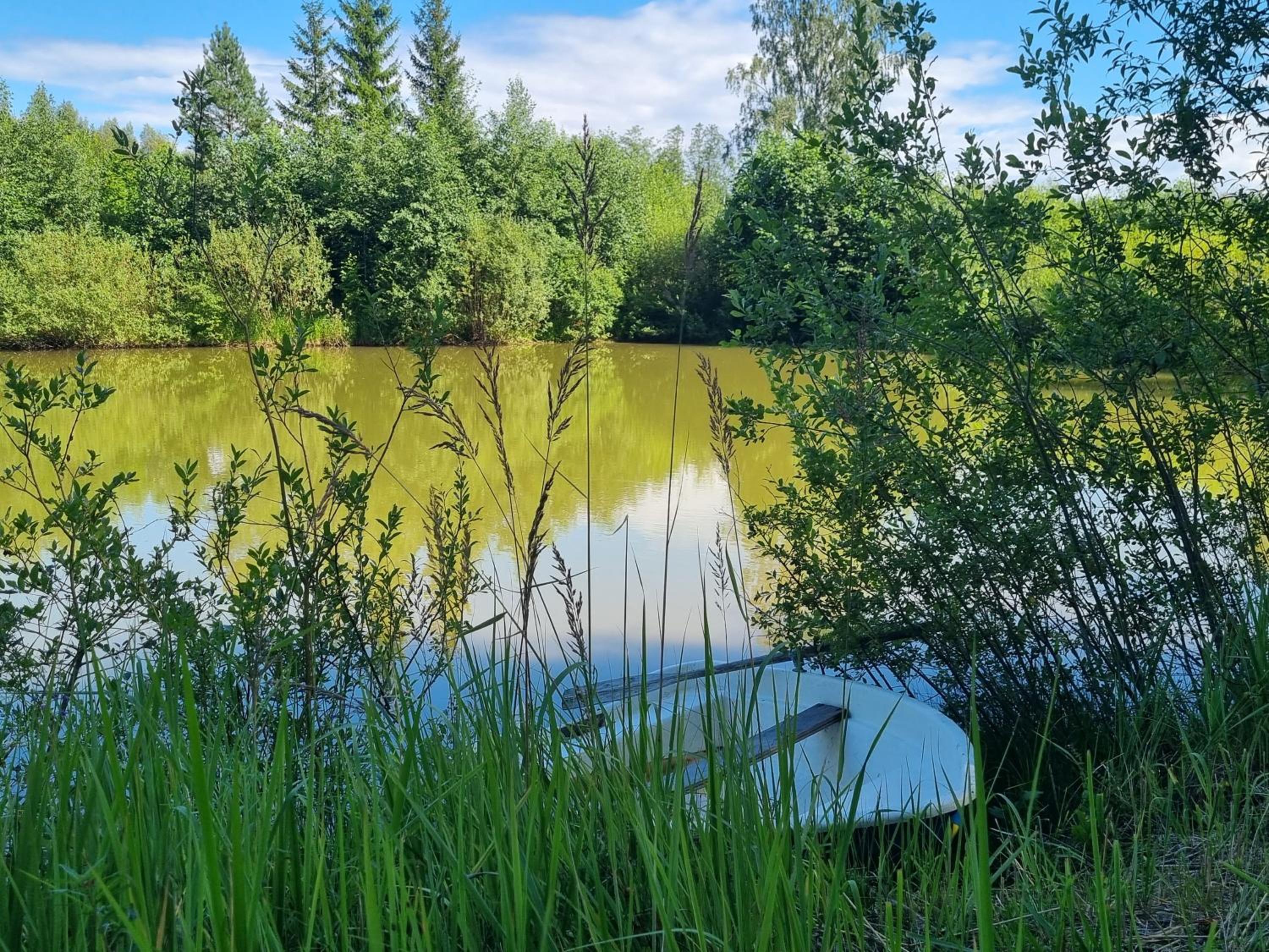 Privaatne puhkemajake koos saunamajaga
