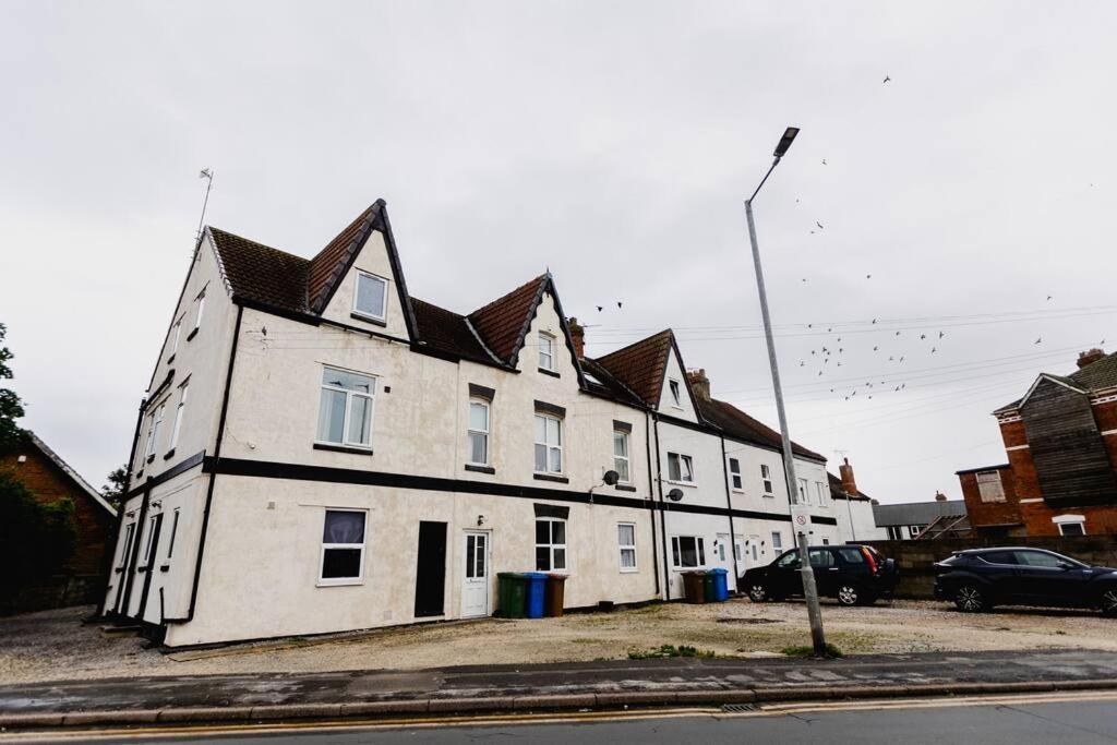 Withernsea Coastal Getaway 2 bed Apt