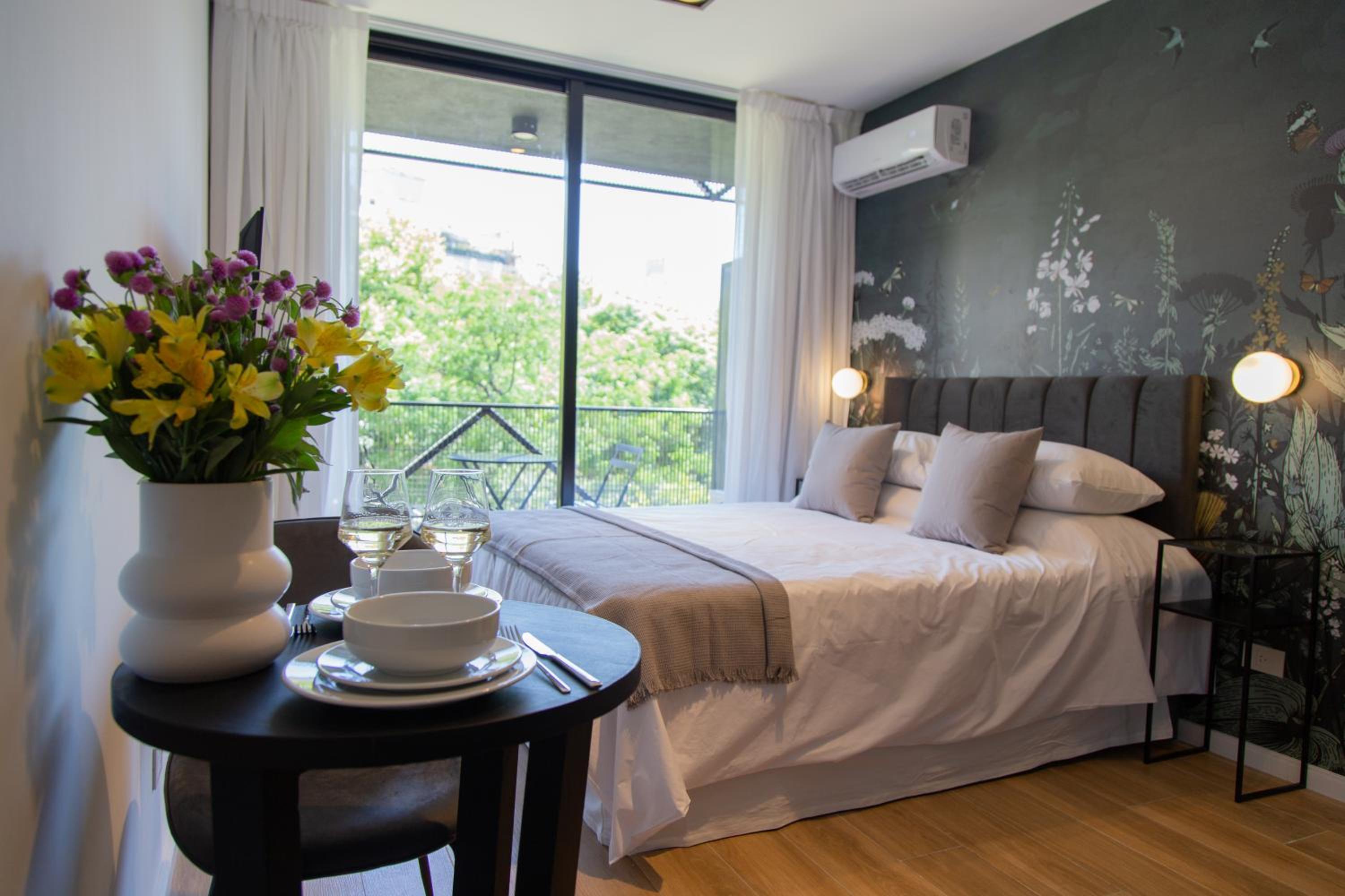 Aromo Beautiful Studio