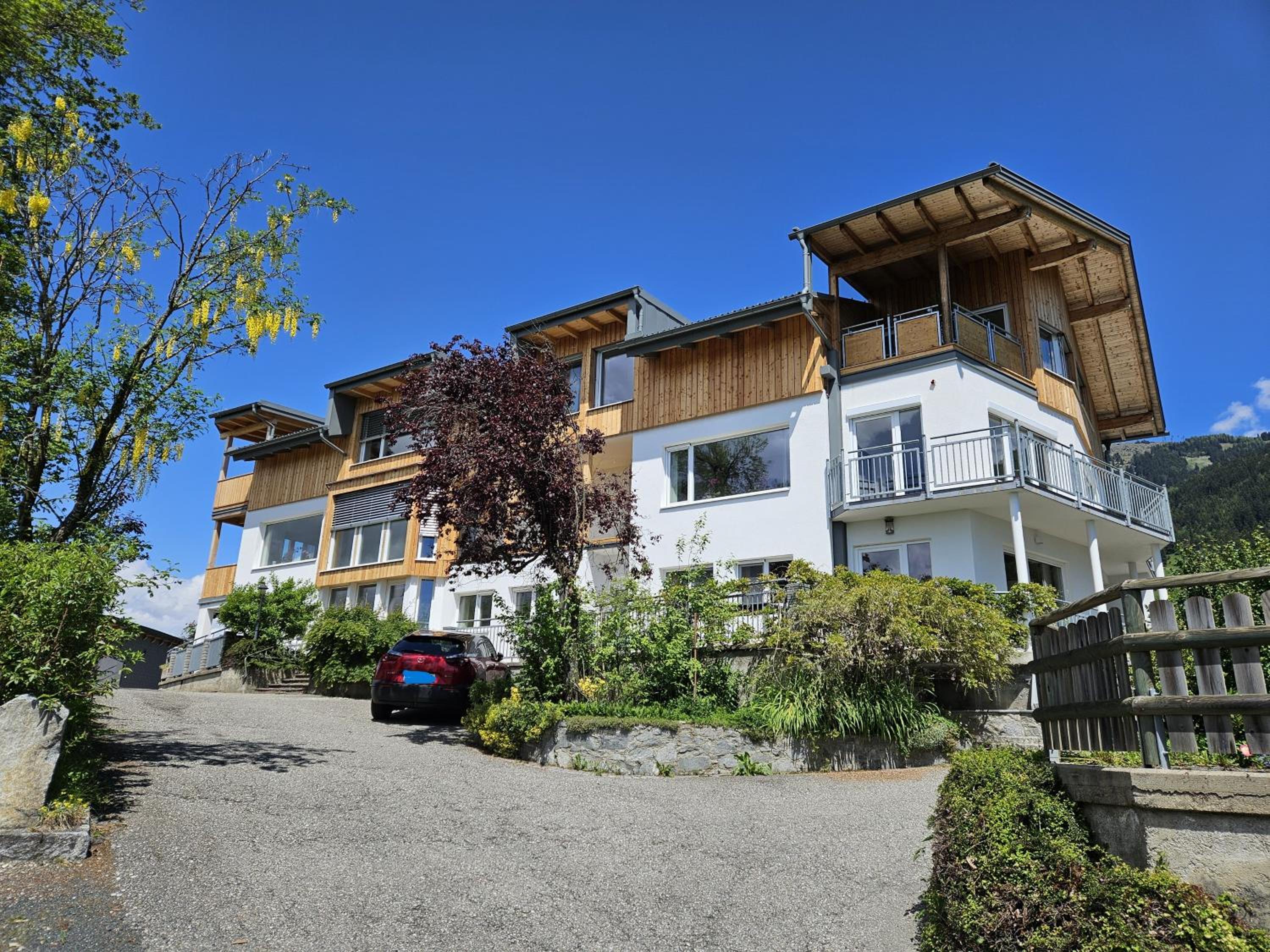 Haus am Hügel view 2