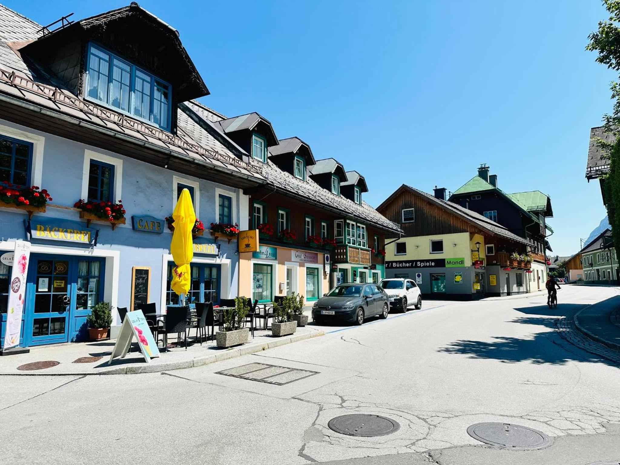 Das Alpenzeit Loft mit Balkon und Grimmingblick