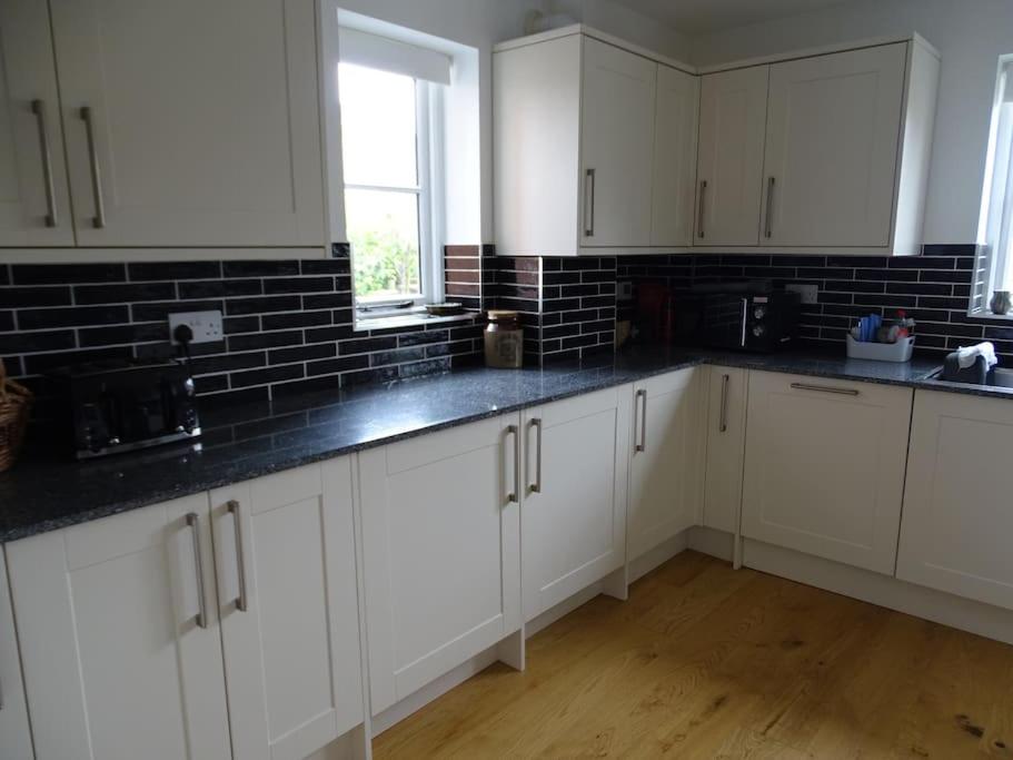 3 double bed house with parking in Sheringham view 5