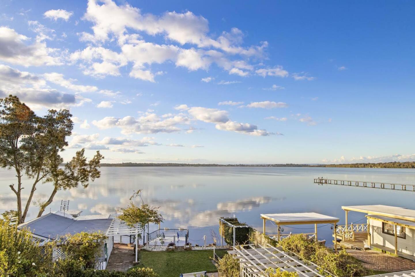 Luxury Waterfront Holiday Home