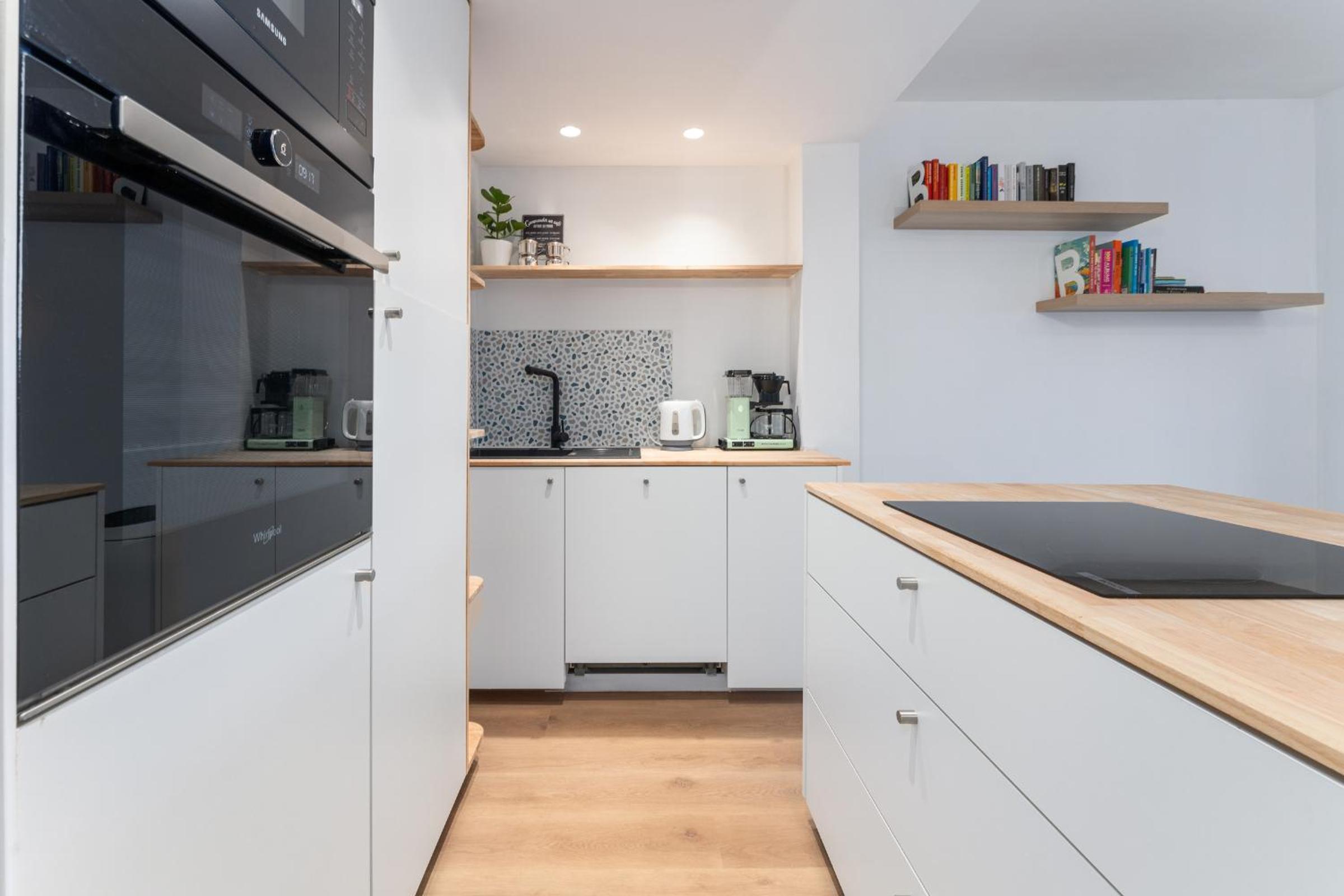 2-bedroom apartment with park view