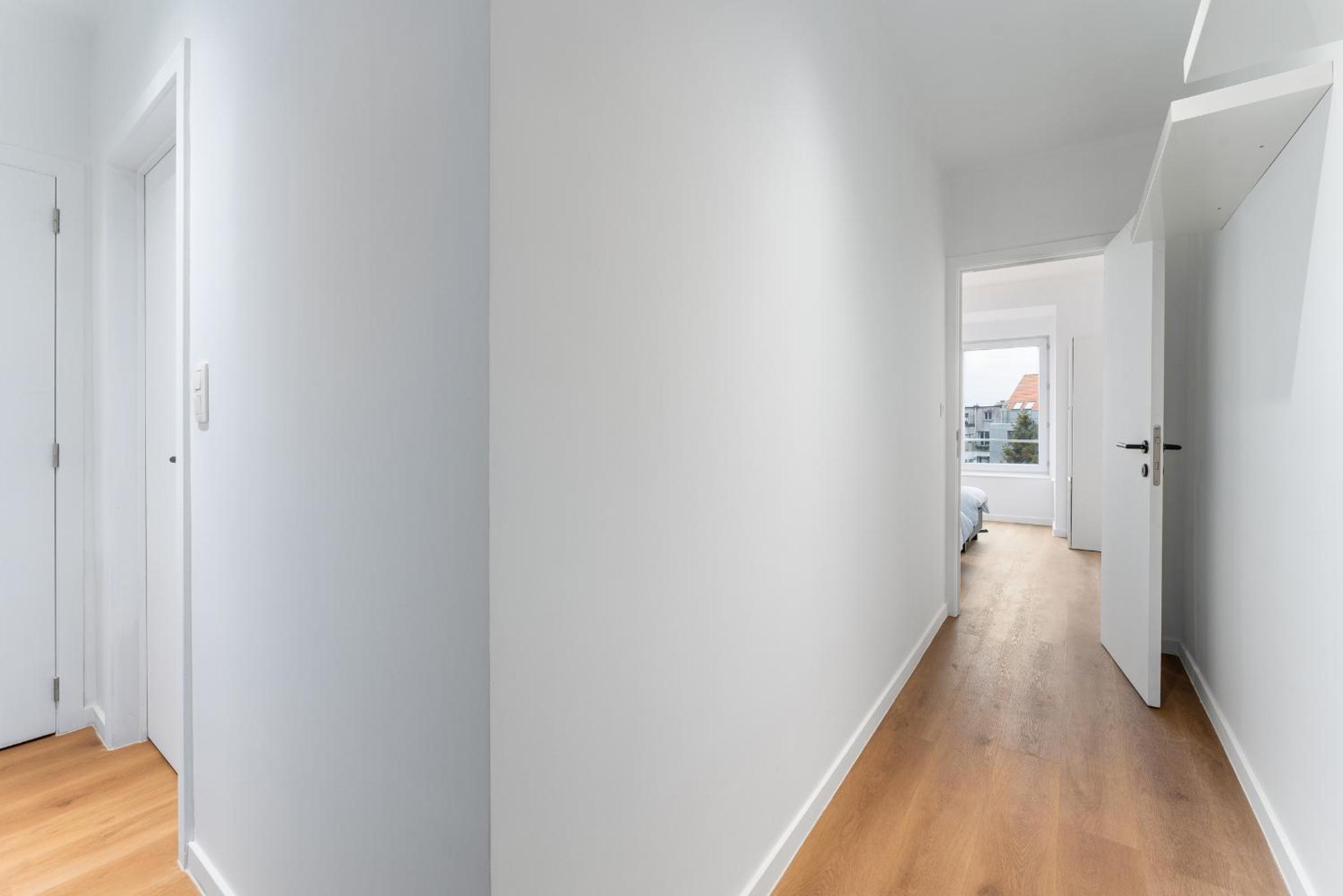 2-bedroom apartment with park view