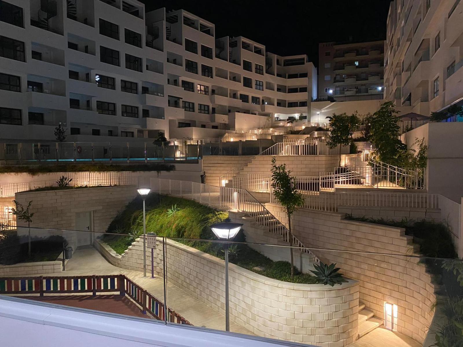 Luxury apartment with pool in Estepona-centre