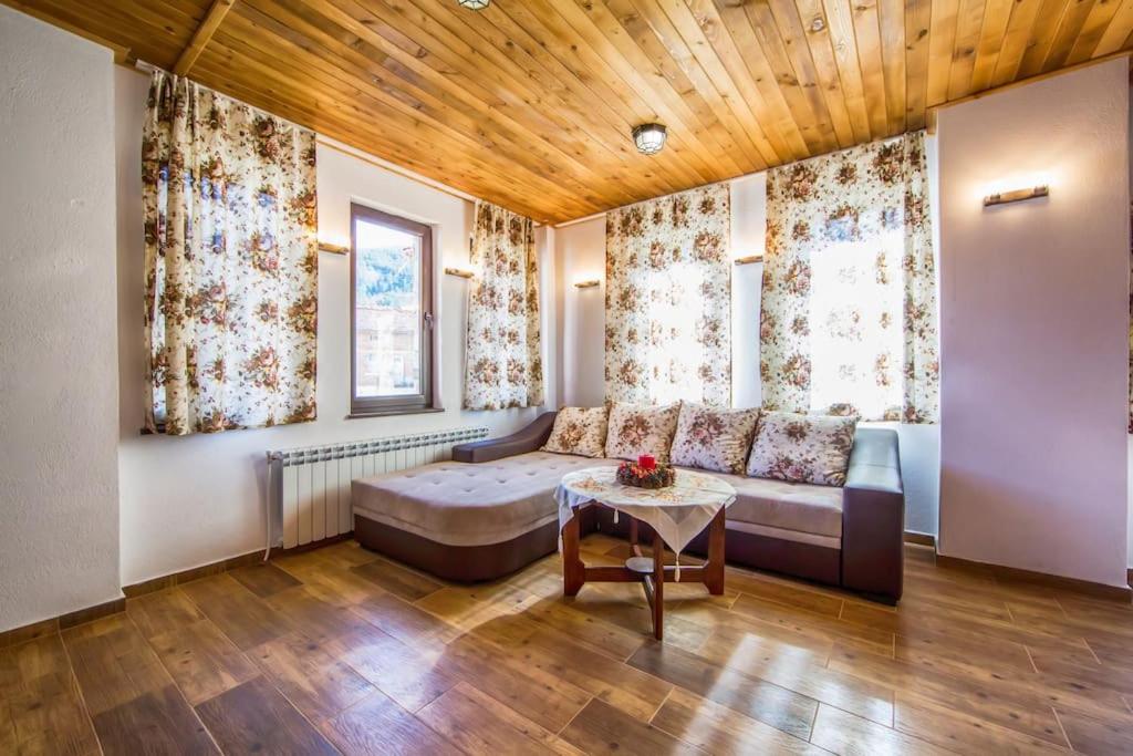 House Perla