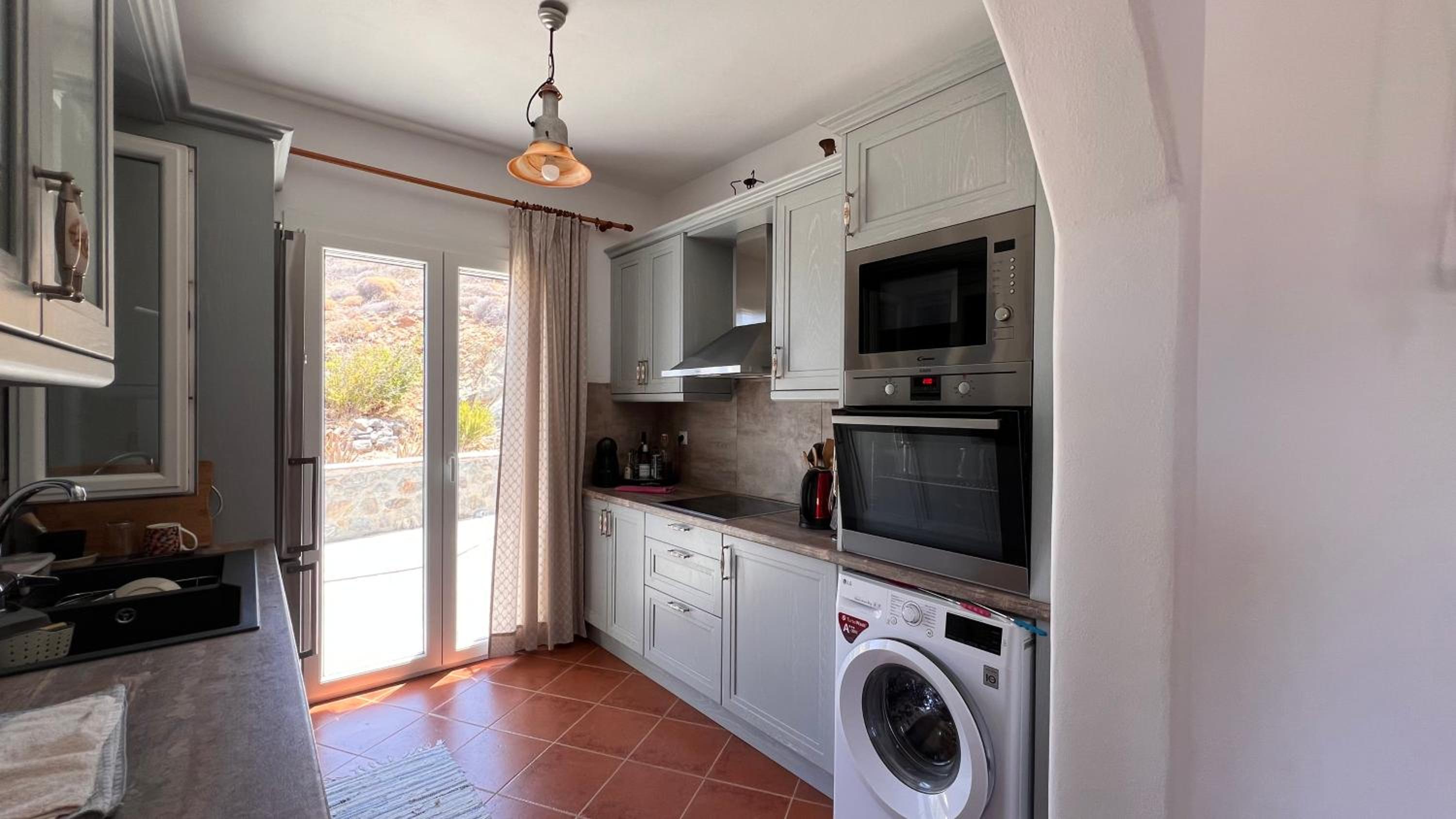 Lighthouse View Maisonette