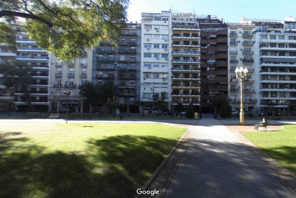 Relax in a sunny apartment in exclusive Recoleta