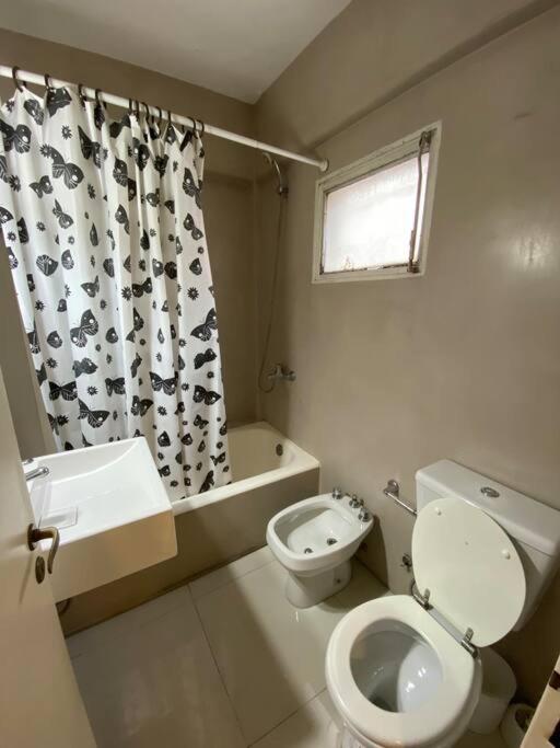 Relax in a sunny apartment in exclusive Recoleta
