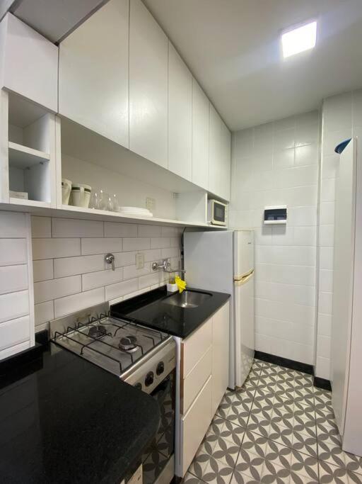 Relax in a sunny apartment in exclusive Recoleta