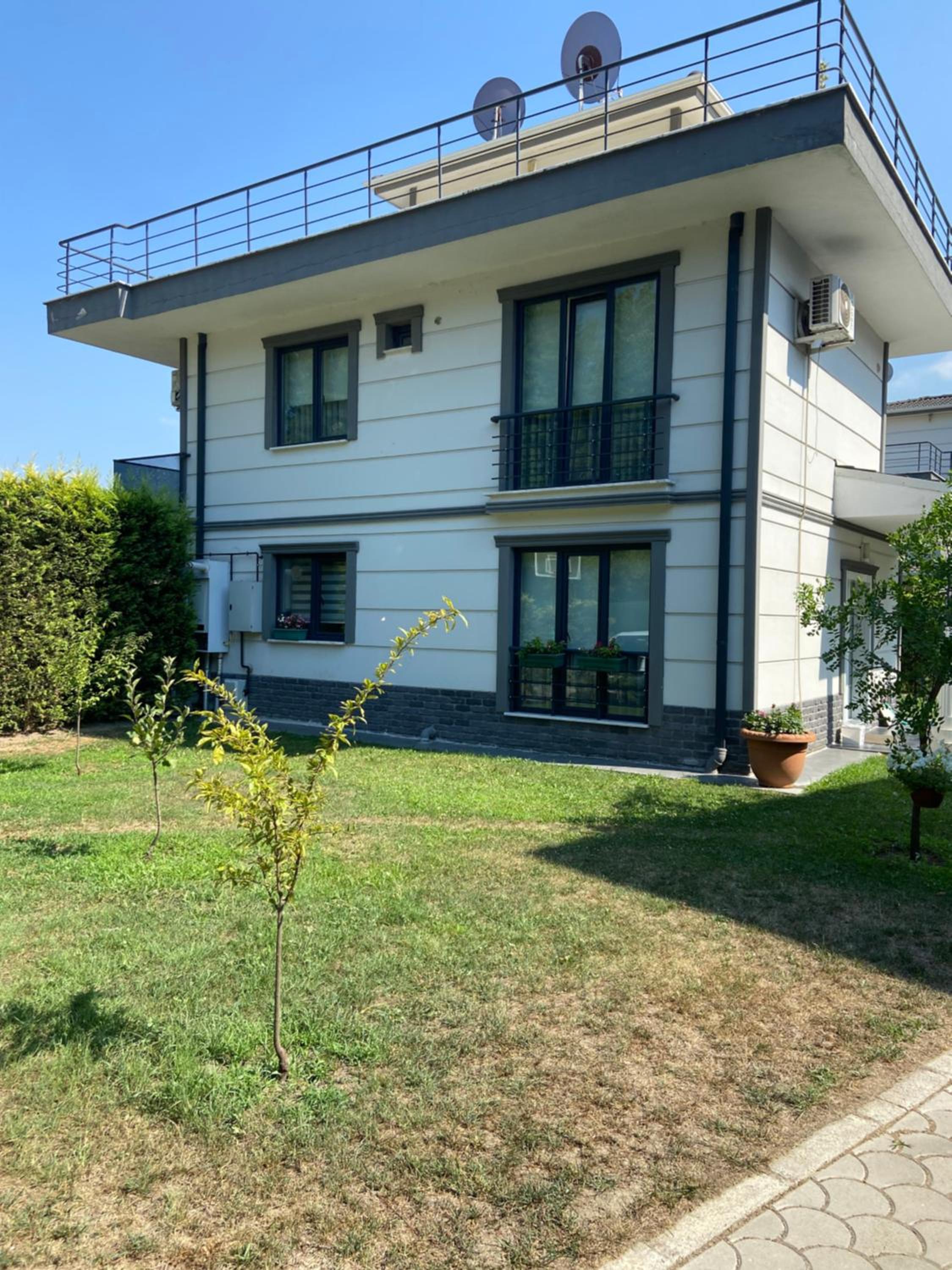 Gölyolu Villa Ay