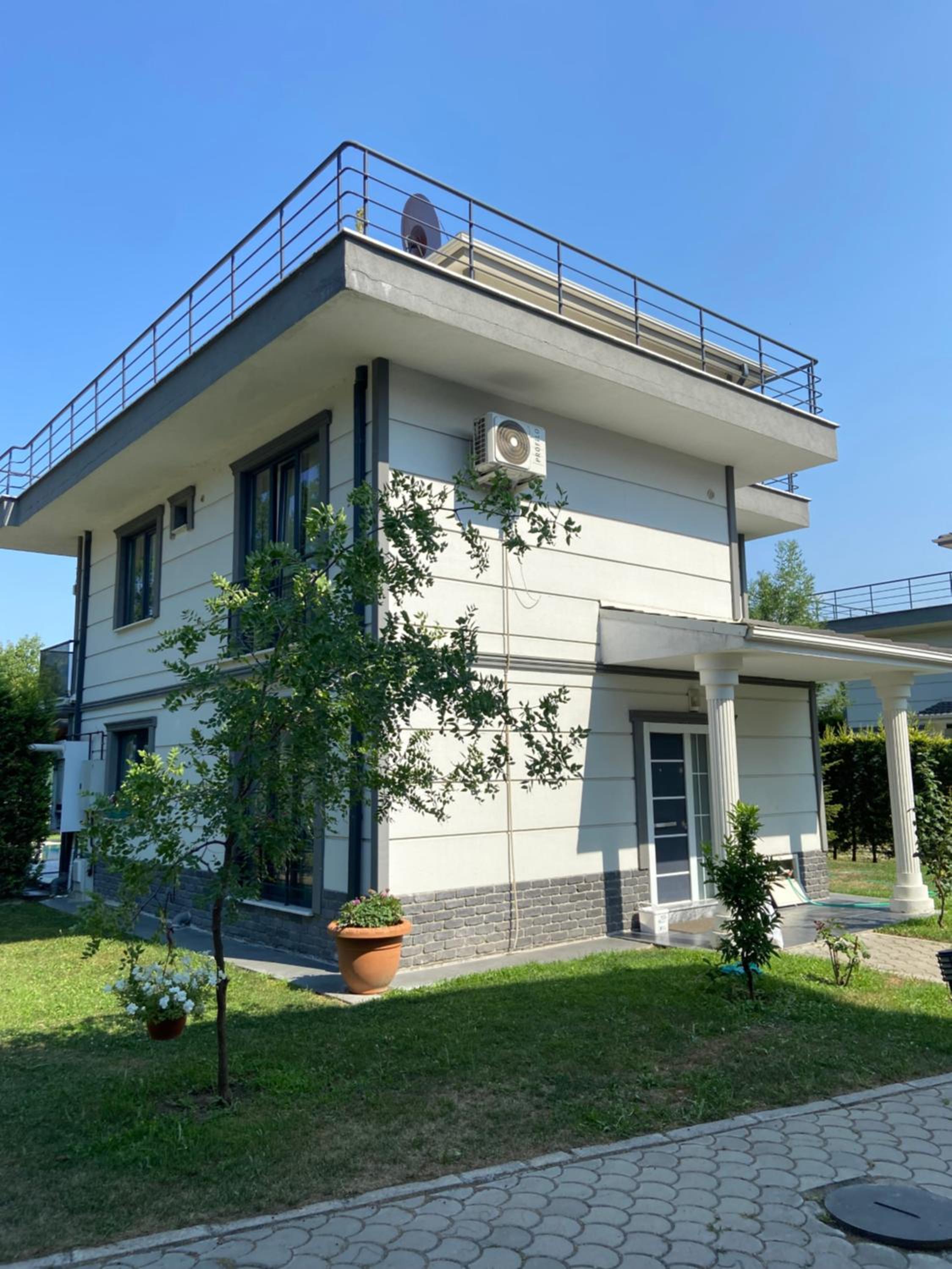 Gölyolu Villa Ay