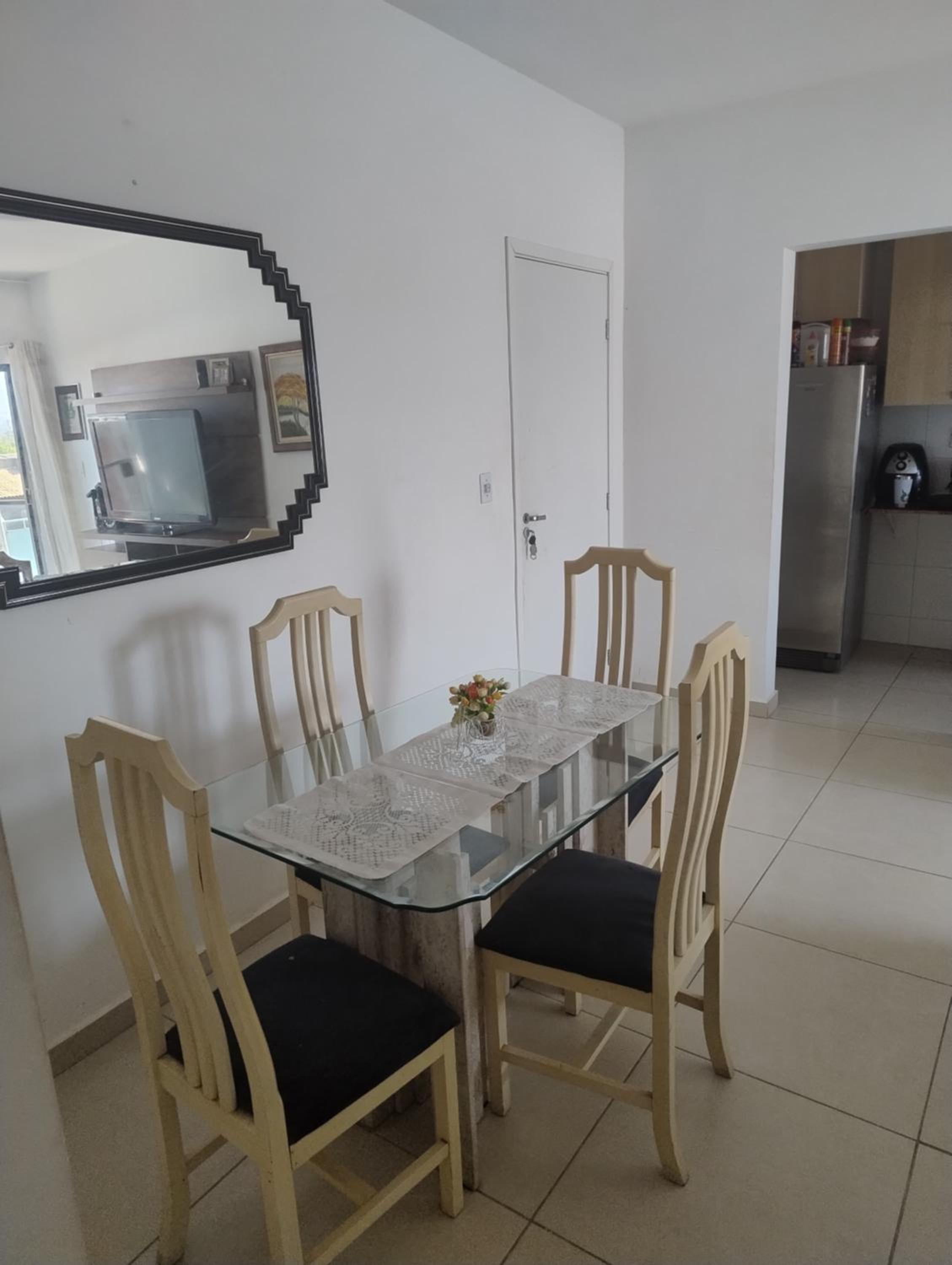 Apartamento em vargem pequena com piscina e estacionamento