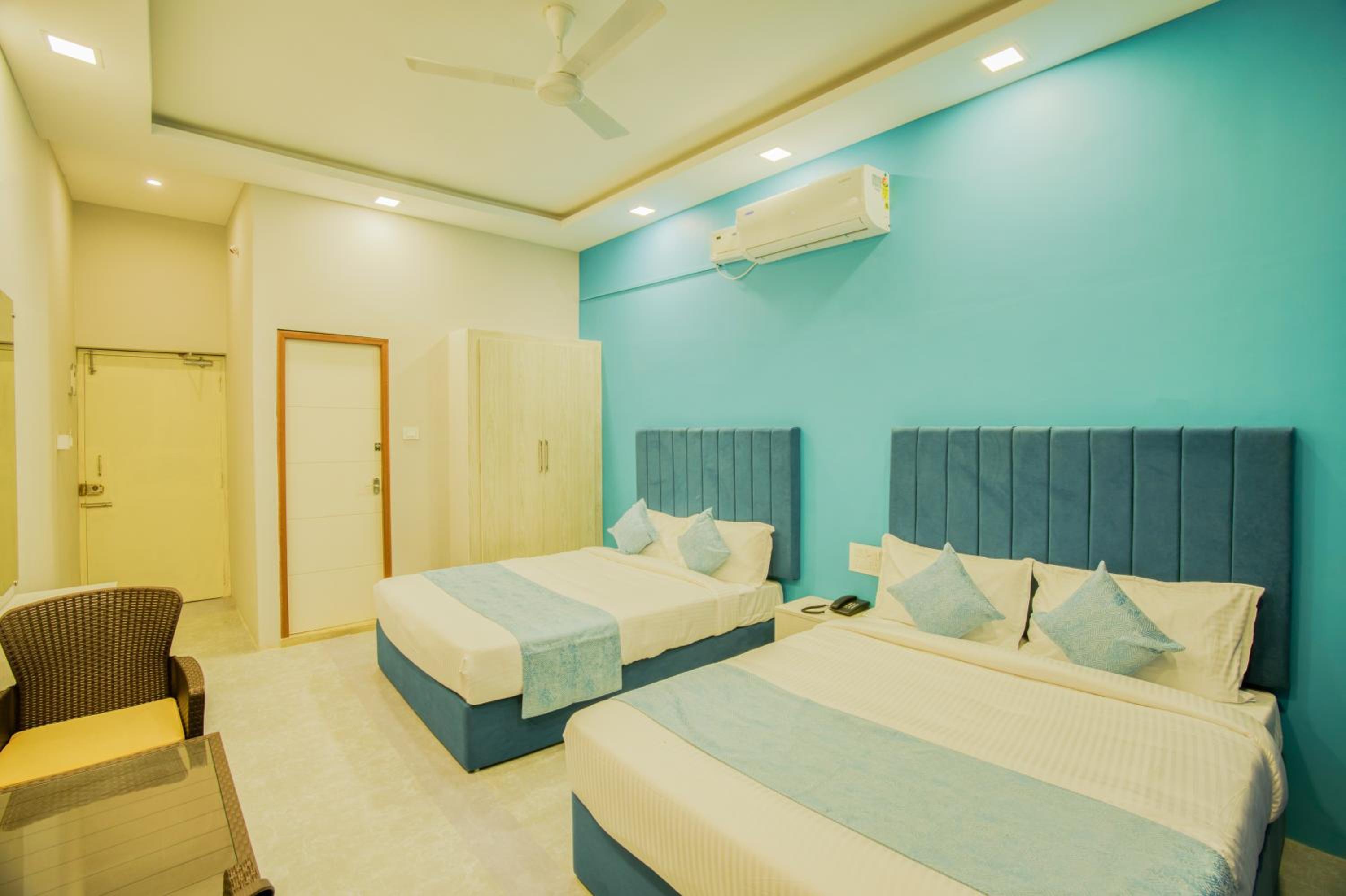 Seaborne Beach Resort