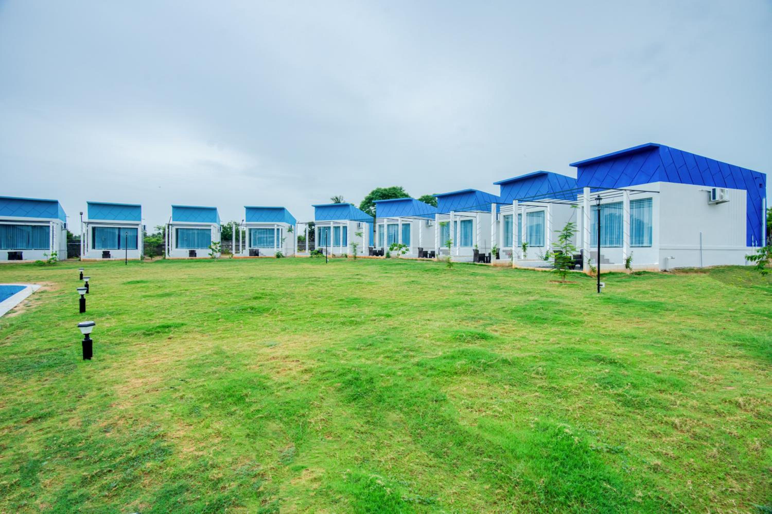Seaborne Beach Resort