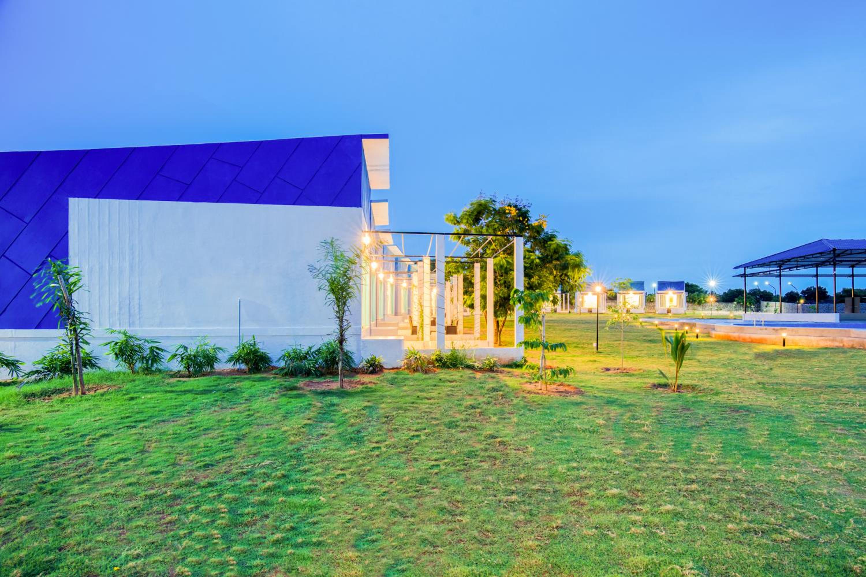 Seaborne Beach Resort
