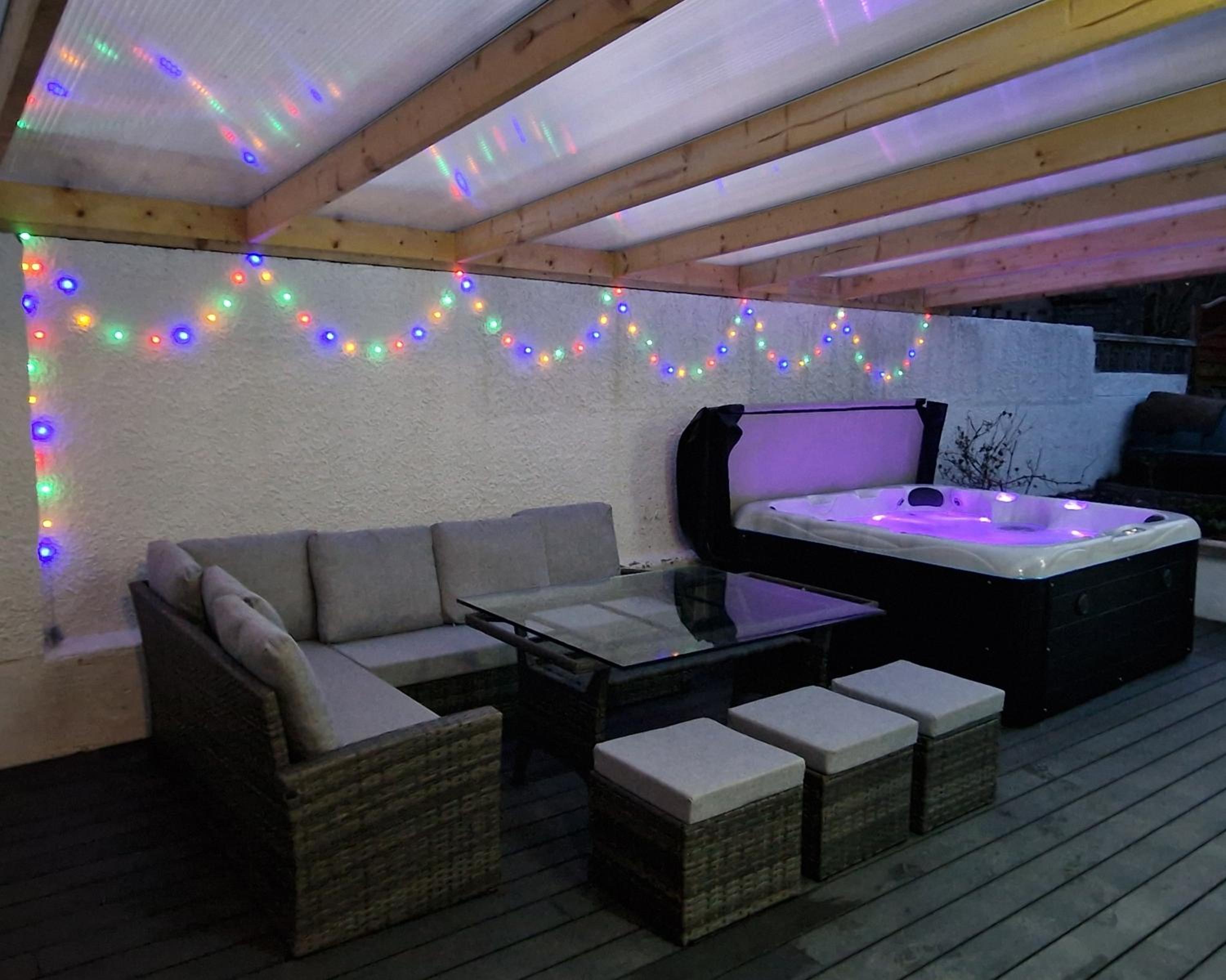 House - Sleeps 8 - Pets Ok - Parking view 2