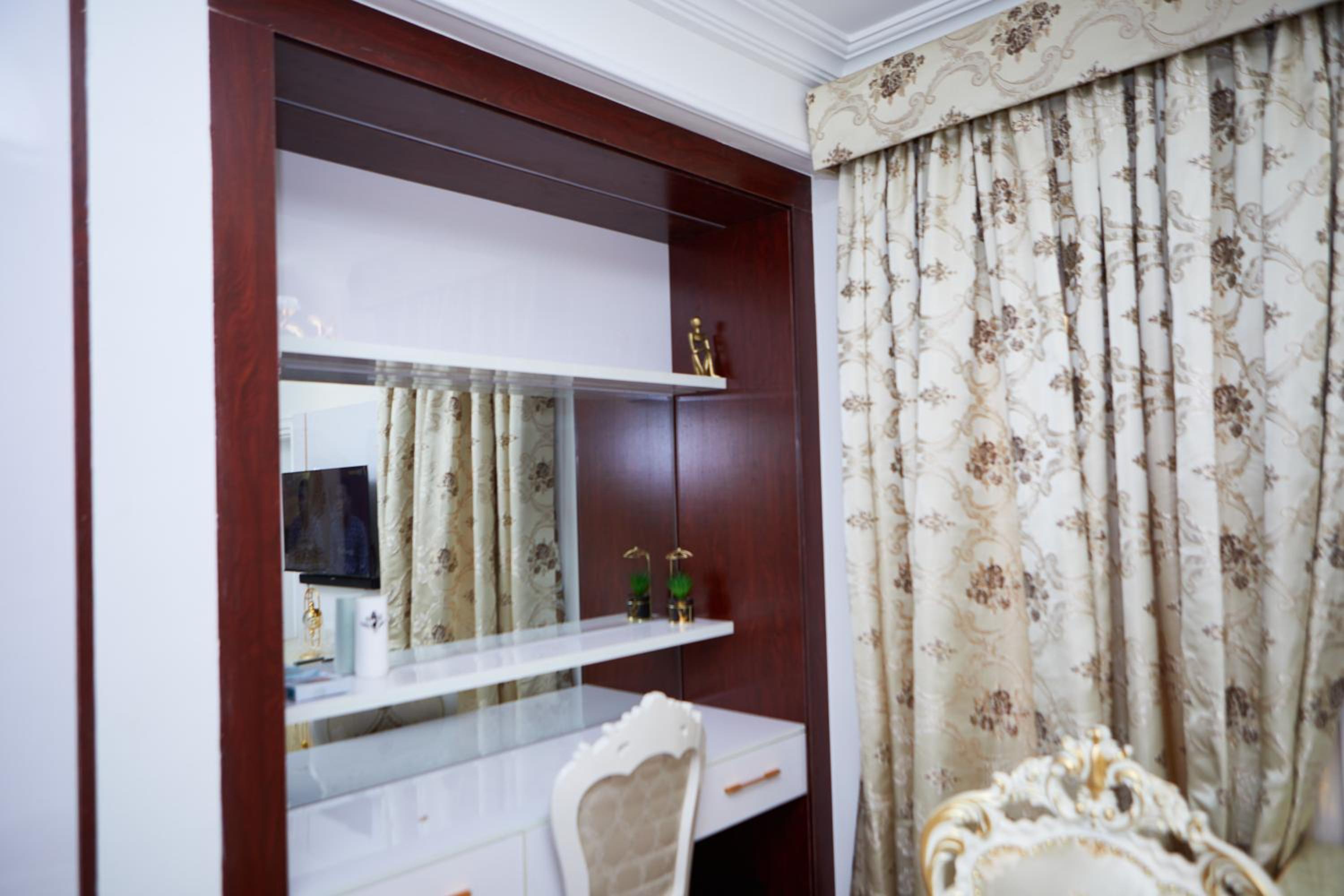 Kitex Place Apartment