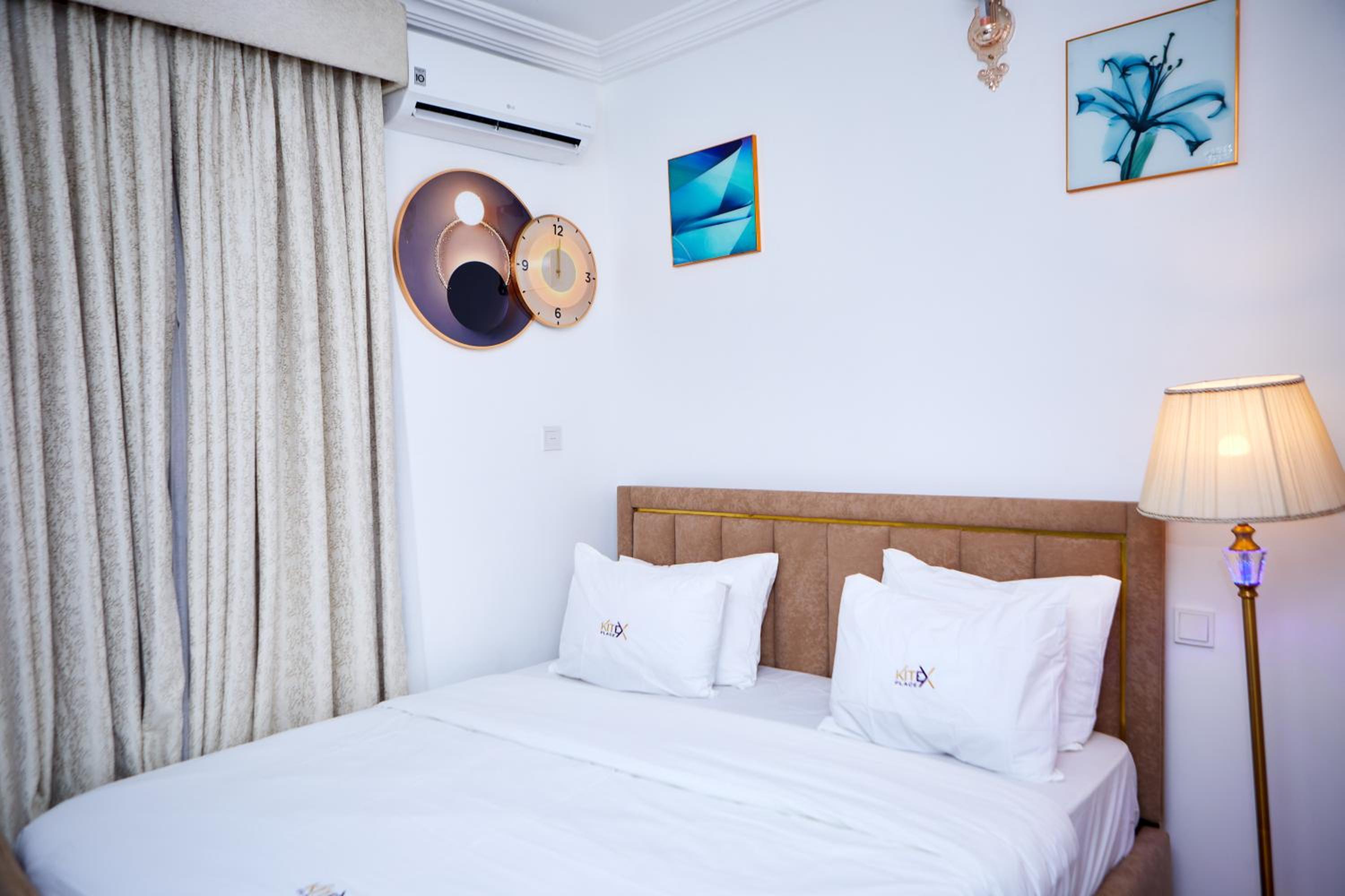 Kitex Place Apartment