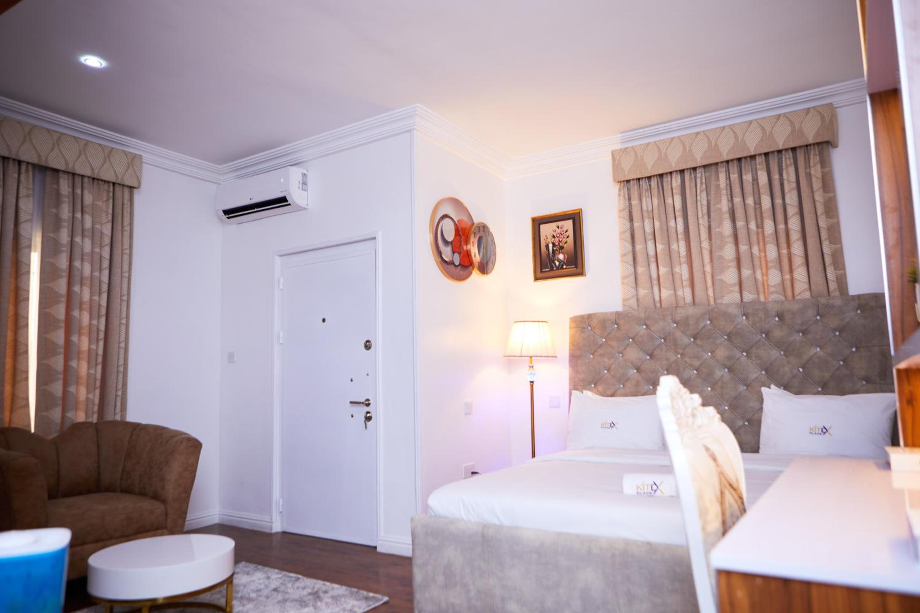Kitex Place Apartment